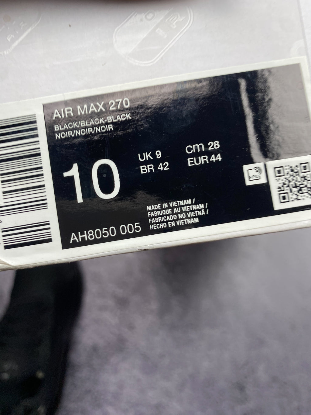 Nike Air Max 270 Triple Black Lifestyle Sneakers 44