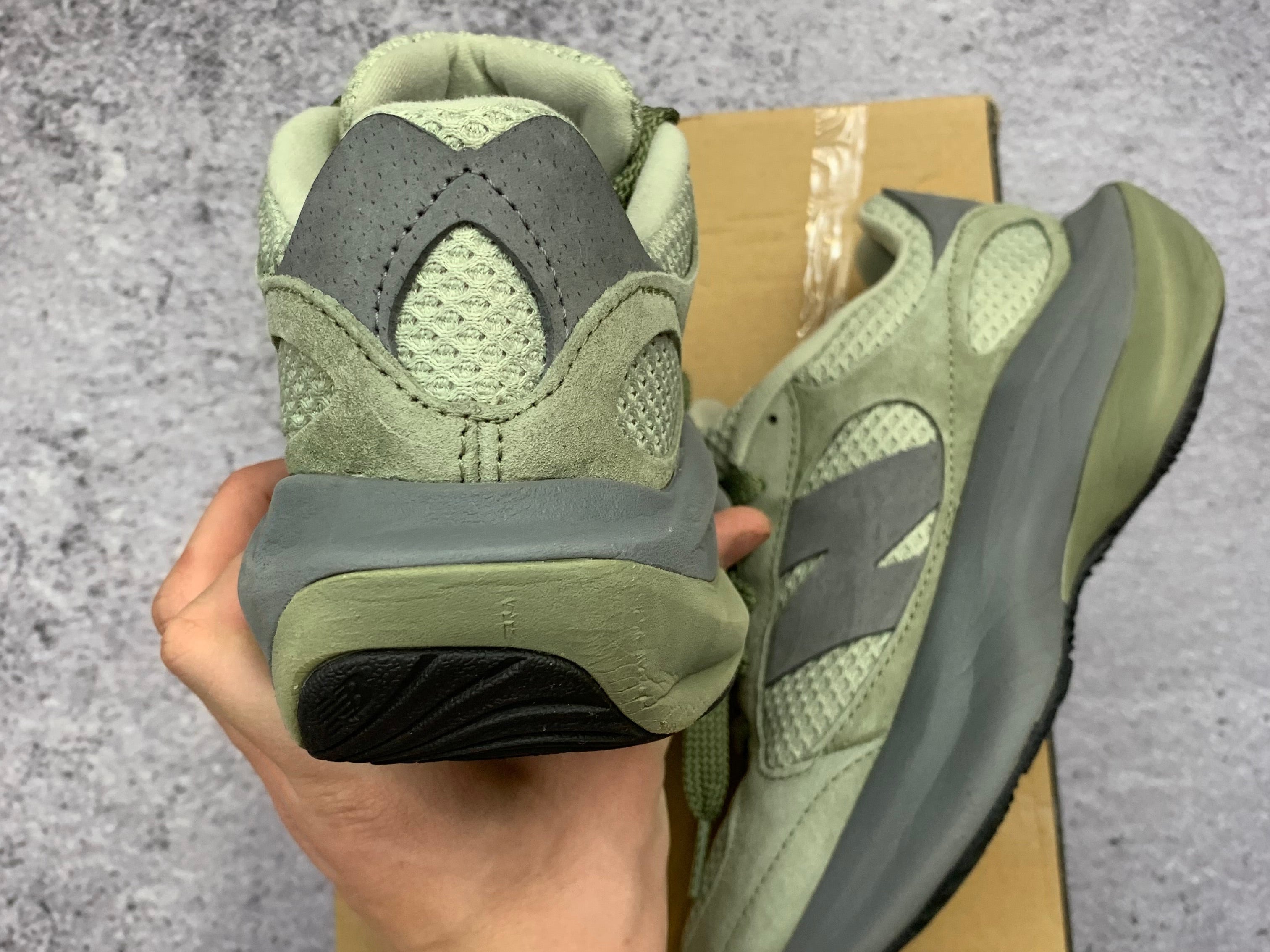 New Balance WRPD Runner Zielone Sneakersy Lifestyle r. 38 Stan Bardzo Dobry