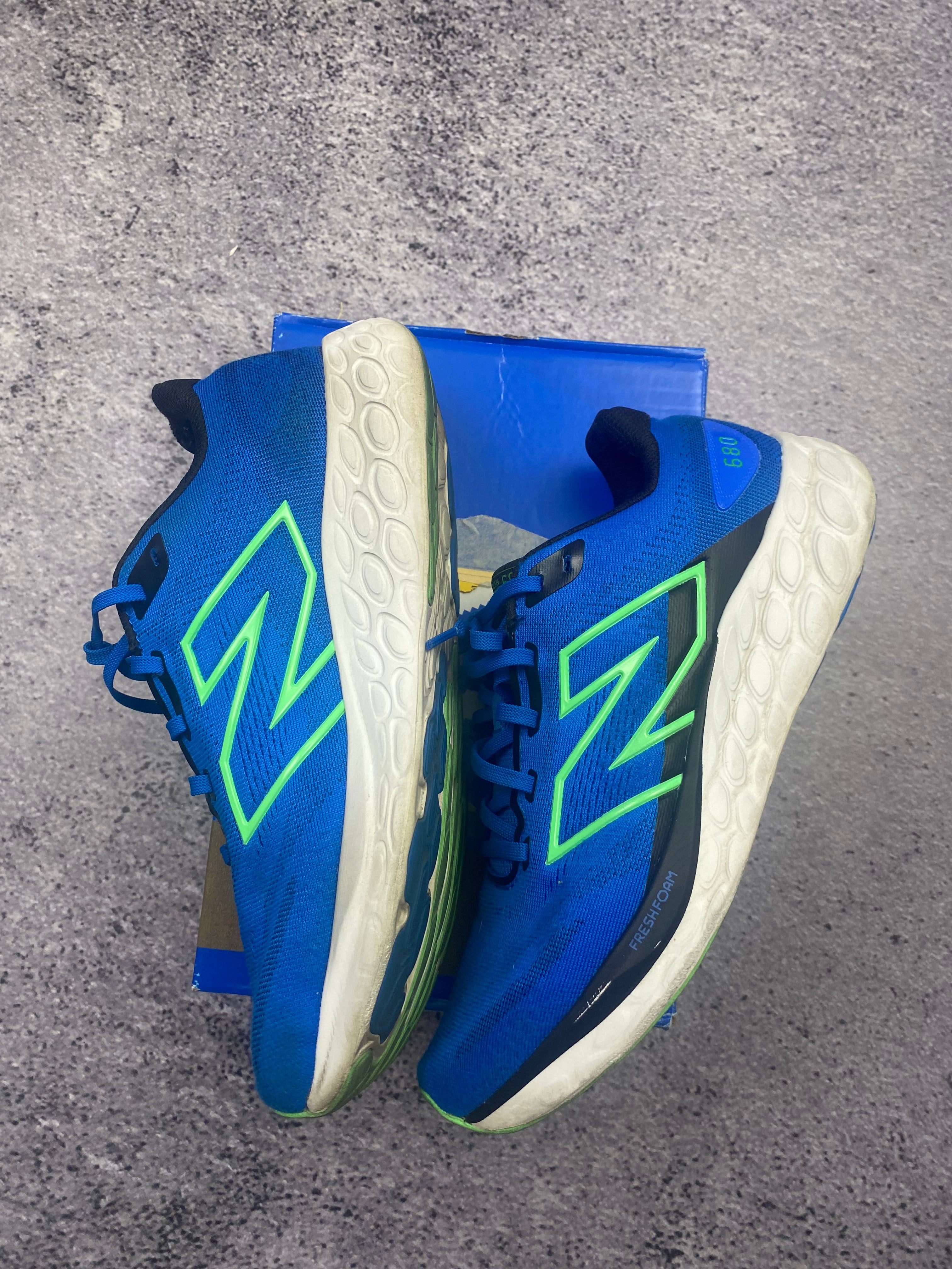 New Balance Fresh Foam 680 v8 Blue Green Running Shoes Sneakers Sportowe 42