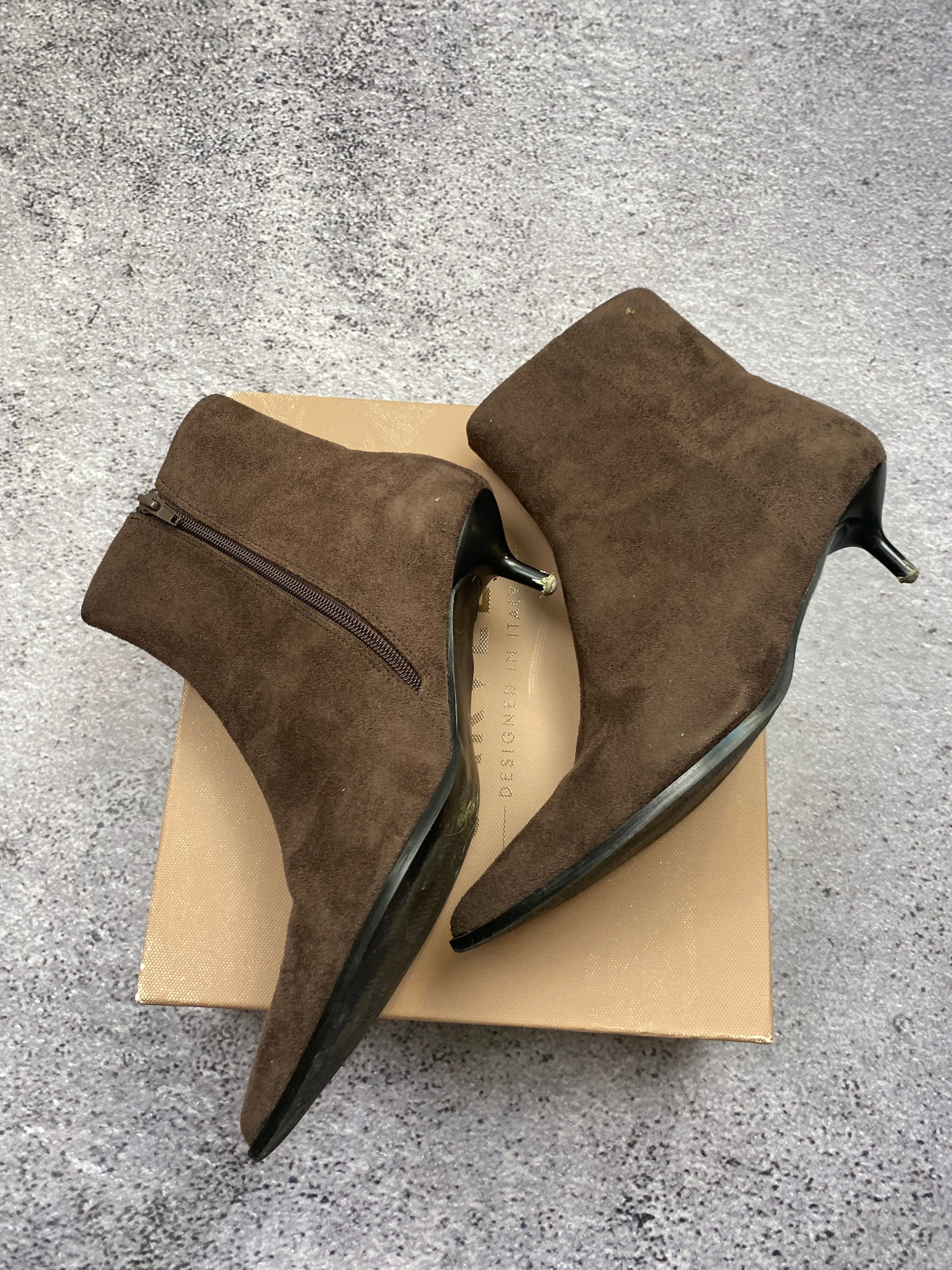 Carvela skórzane botki na obcasie r. 41