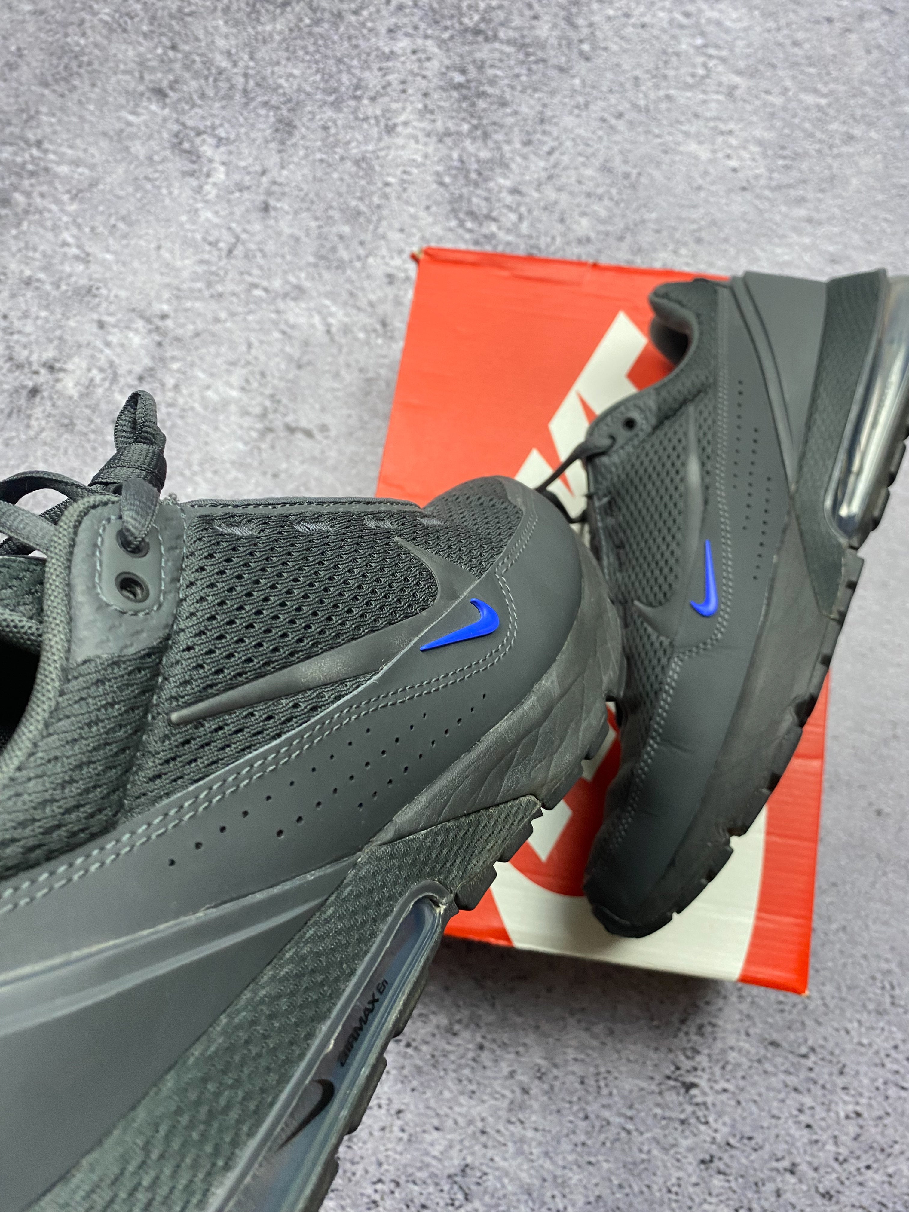 Nike Air Max Pulse 45.5 – sneakersy sportowe Anthracite/Blue