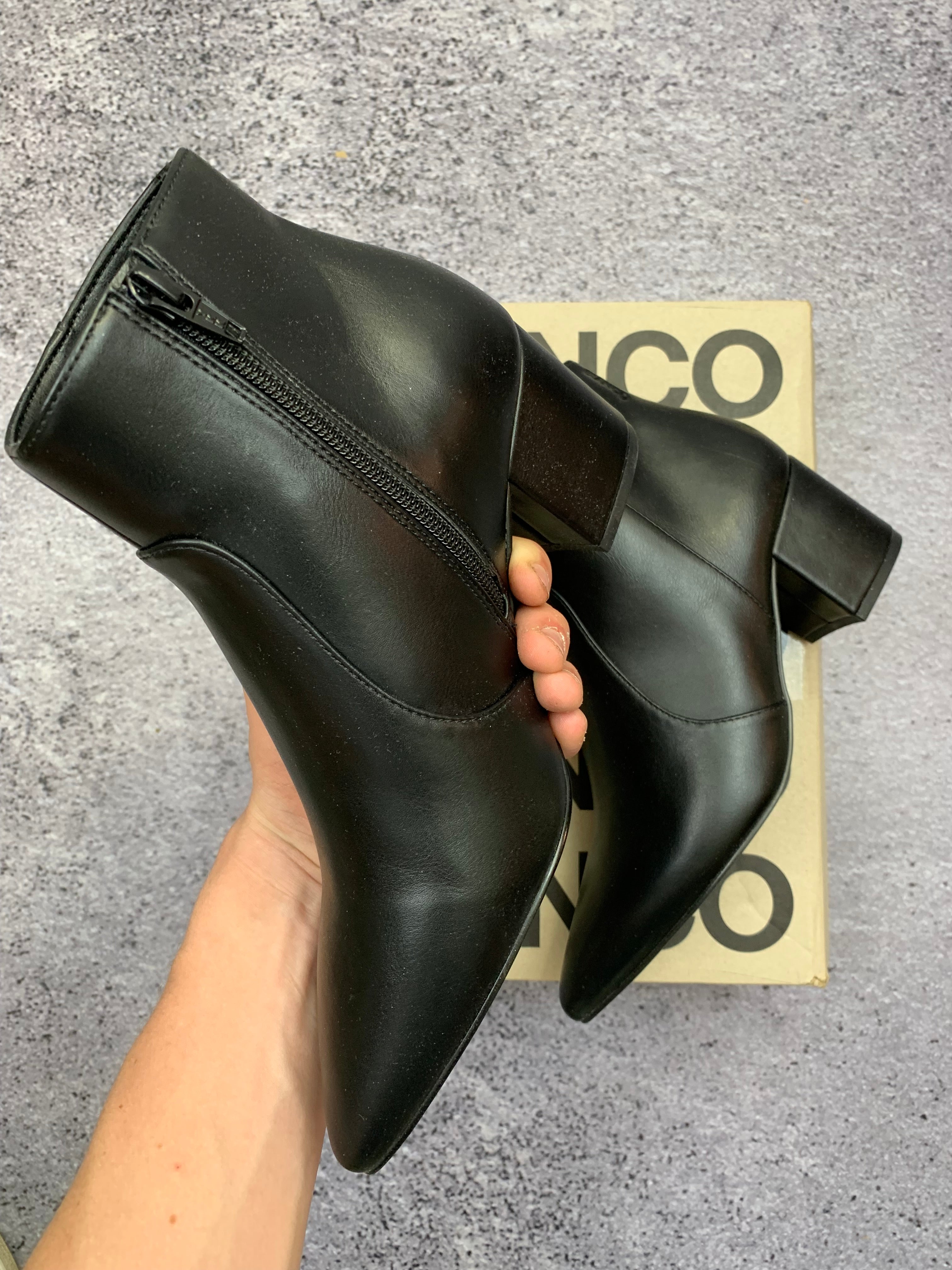 Bianco r. 37 czarne botki na obcasie stan idealny z boxem