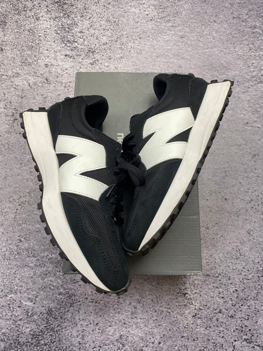 New Balance 500 Black Sports Sneakers Size 40
