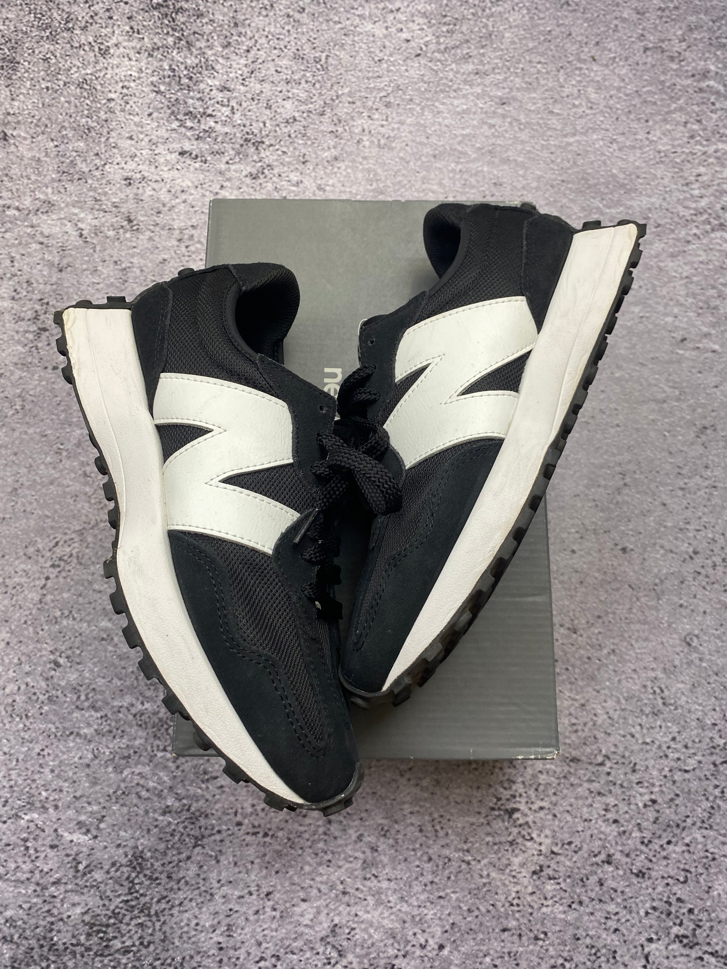 New Balance 500 Black Sports Sneakers Size 40