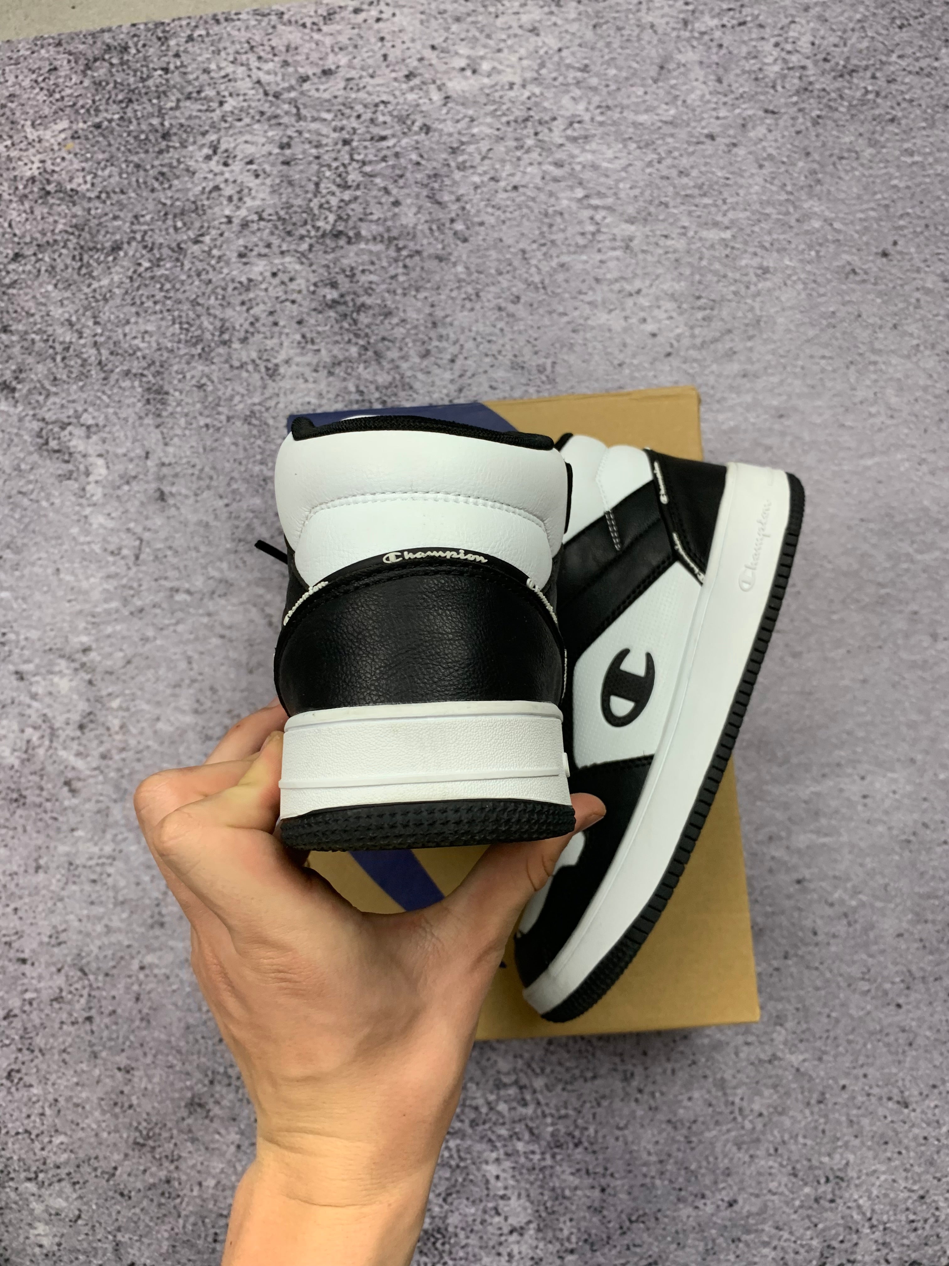 Champion RD18 2.0 Mid B GS Czarno-Białe Sneakersy r. 39 BDB + Box