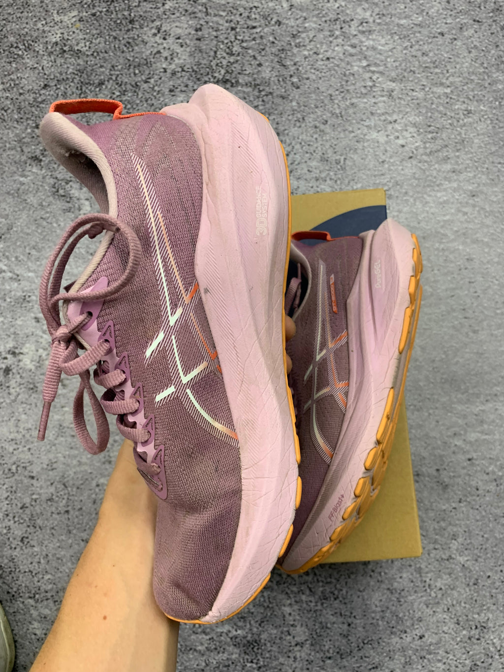 Asics GT-2000 13 Damskie Buty Biegowe r. 39,5 Fioletowe + Box