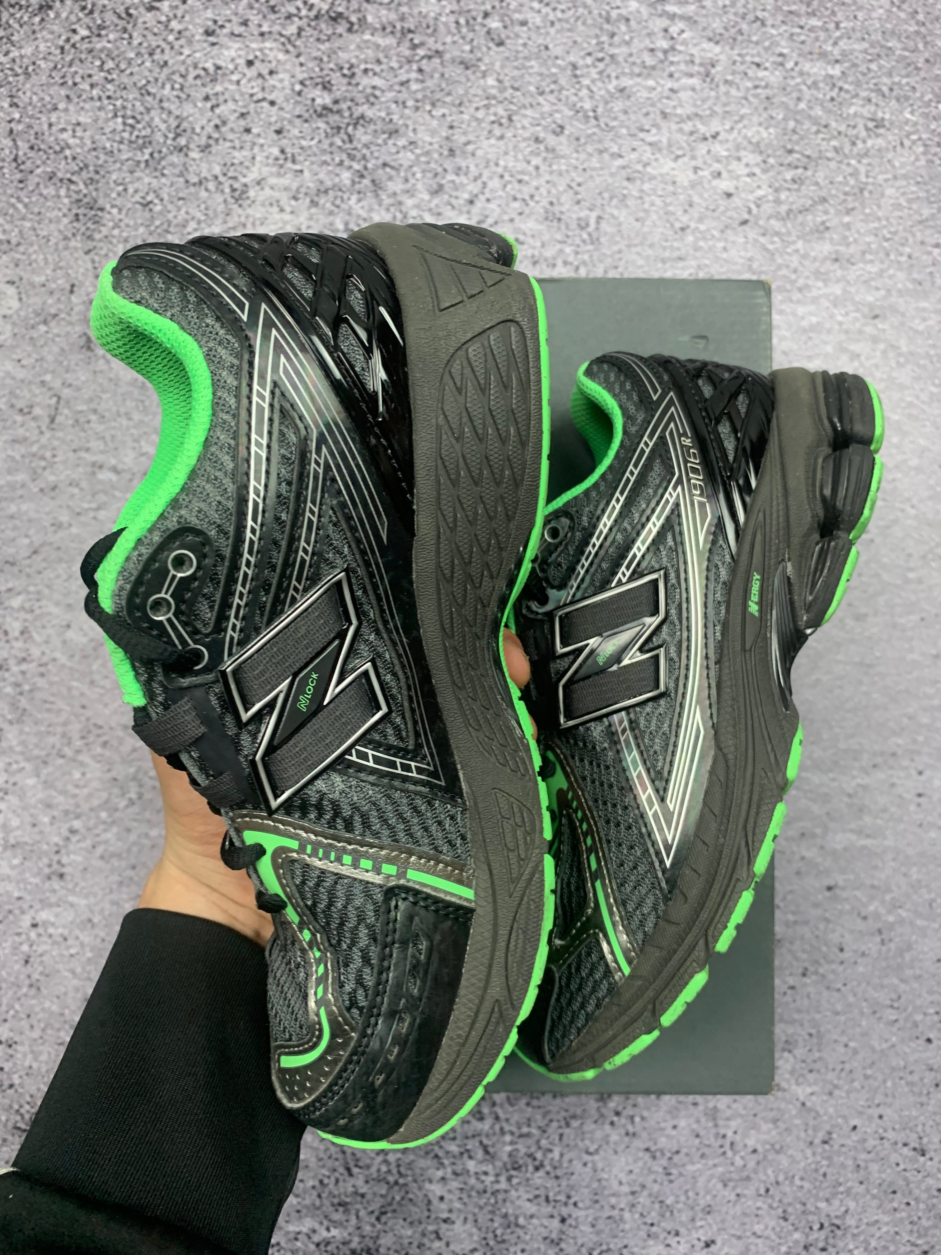 New Balance 1906R r. 37 sneakersy stan idealny z boxemf