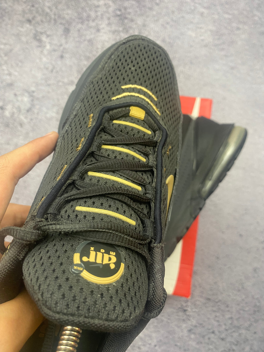 Nike Air Max 270 Black Gold Running Shoes Sneakers Lifestyle 42