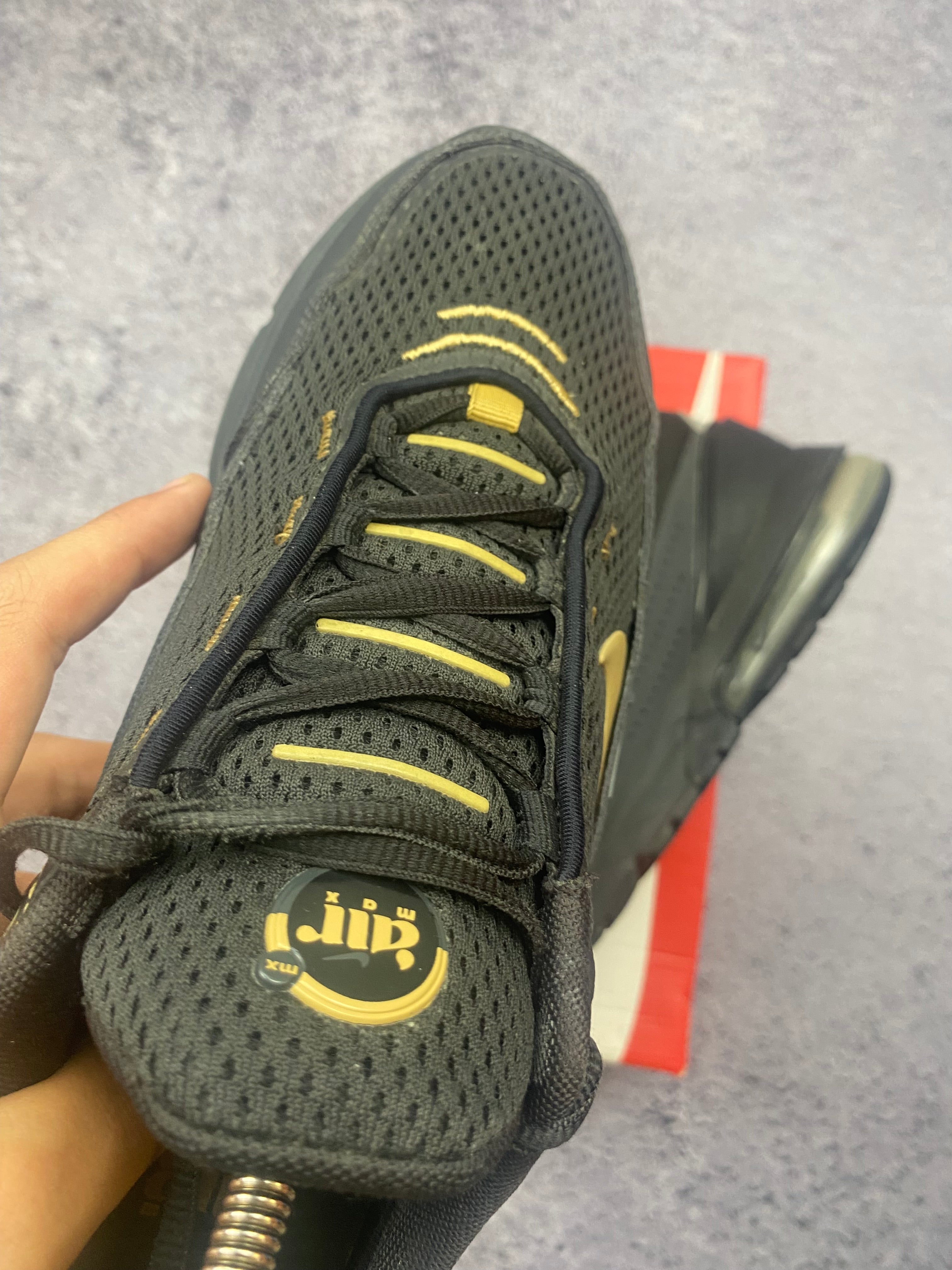 Nike Air Max 270 Black Gold Running Shoes Sneakers Lifestyle 42