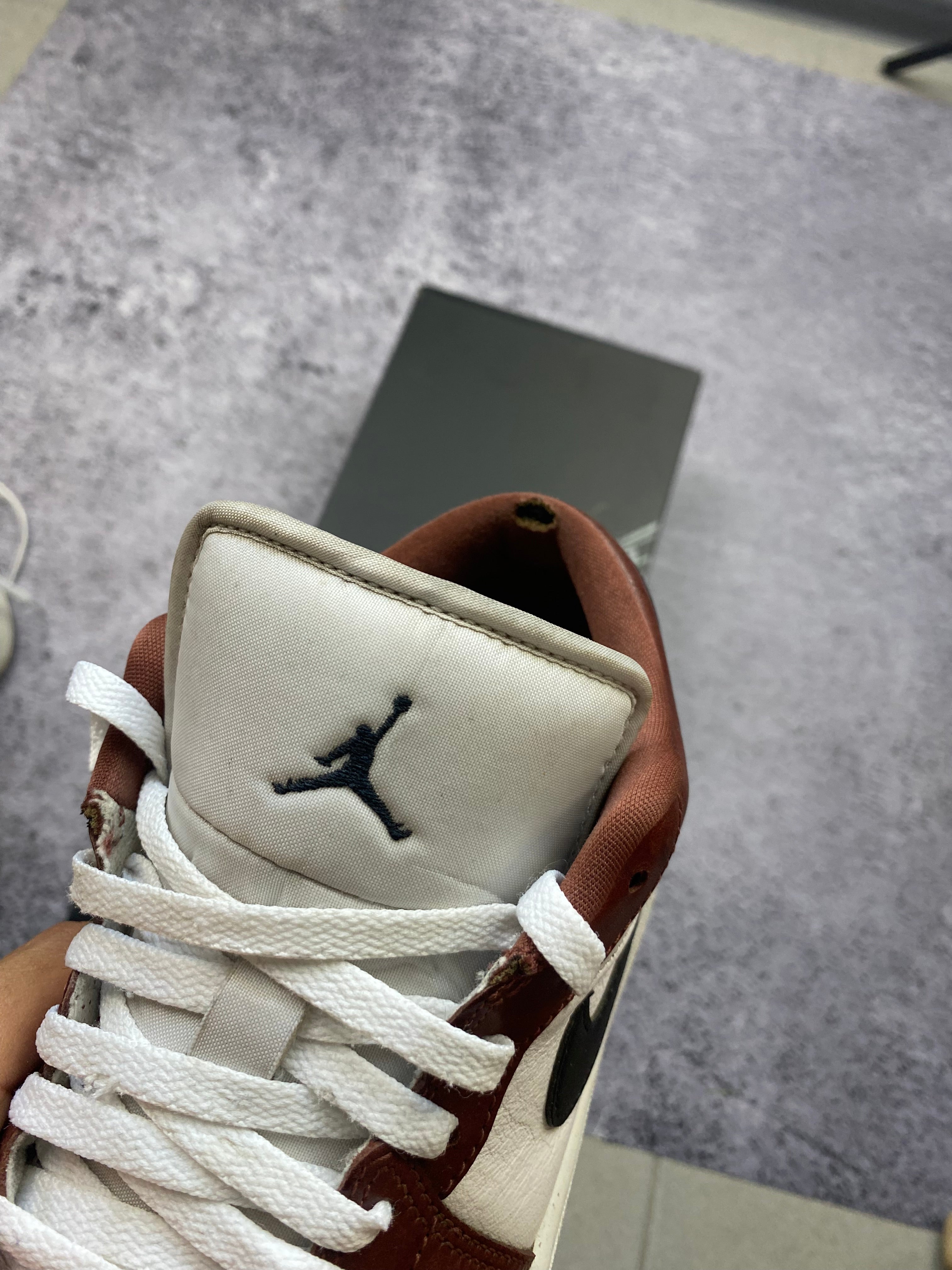 Air Jordan 1 Low biało-brązowe r. 41