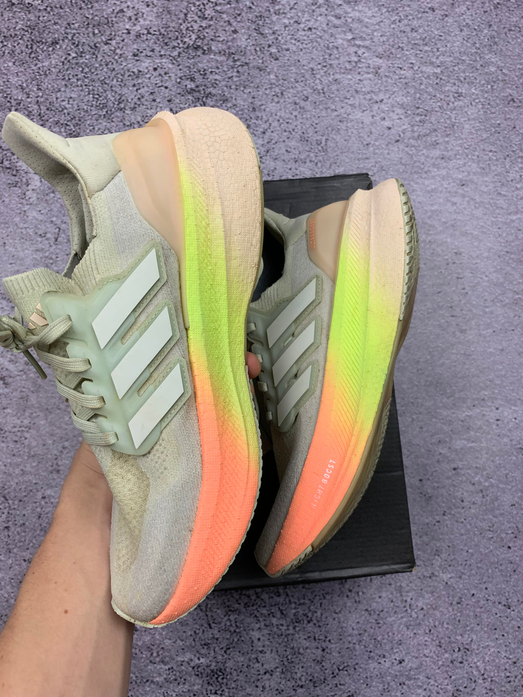 Adidas Ultraboost Jasne Beżowe Buty Biegowe r. 39 BDB + Box