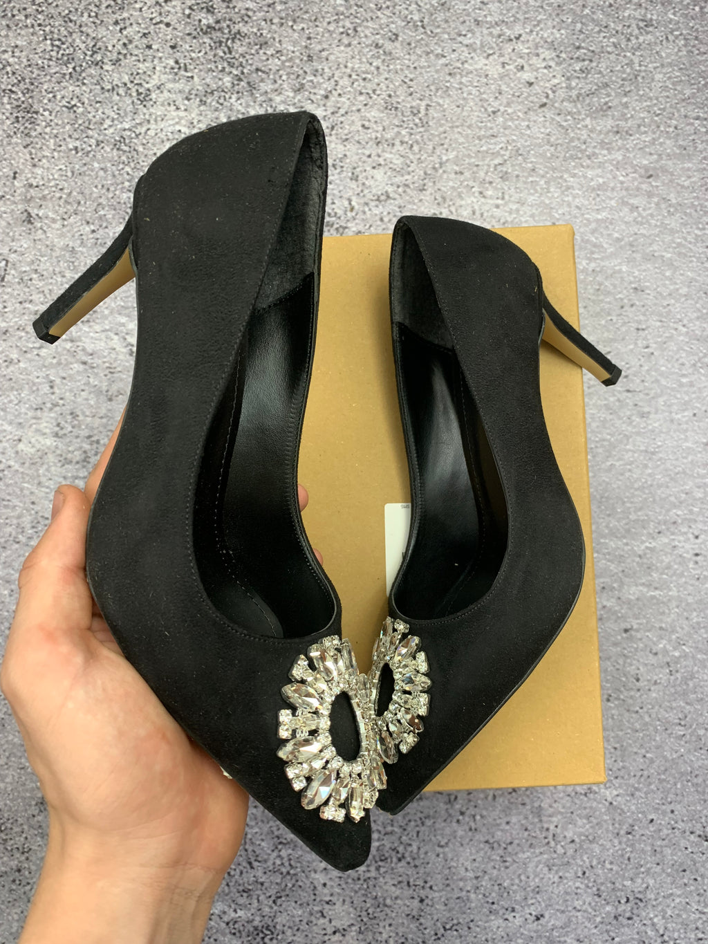 Trendyol Czółenka Szpilki z Kryształową Ozdobą Czarne Eleganckie r. 38 Nowe