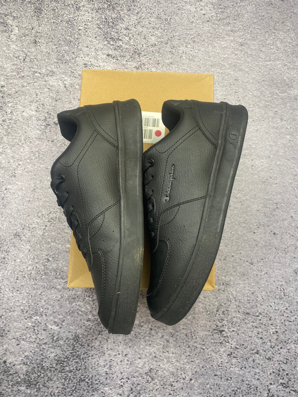 Champion Low Cut Court Club Triple Black Leather Sneakers 43