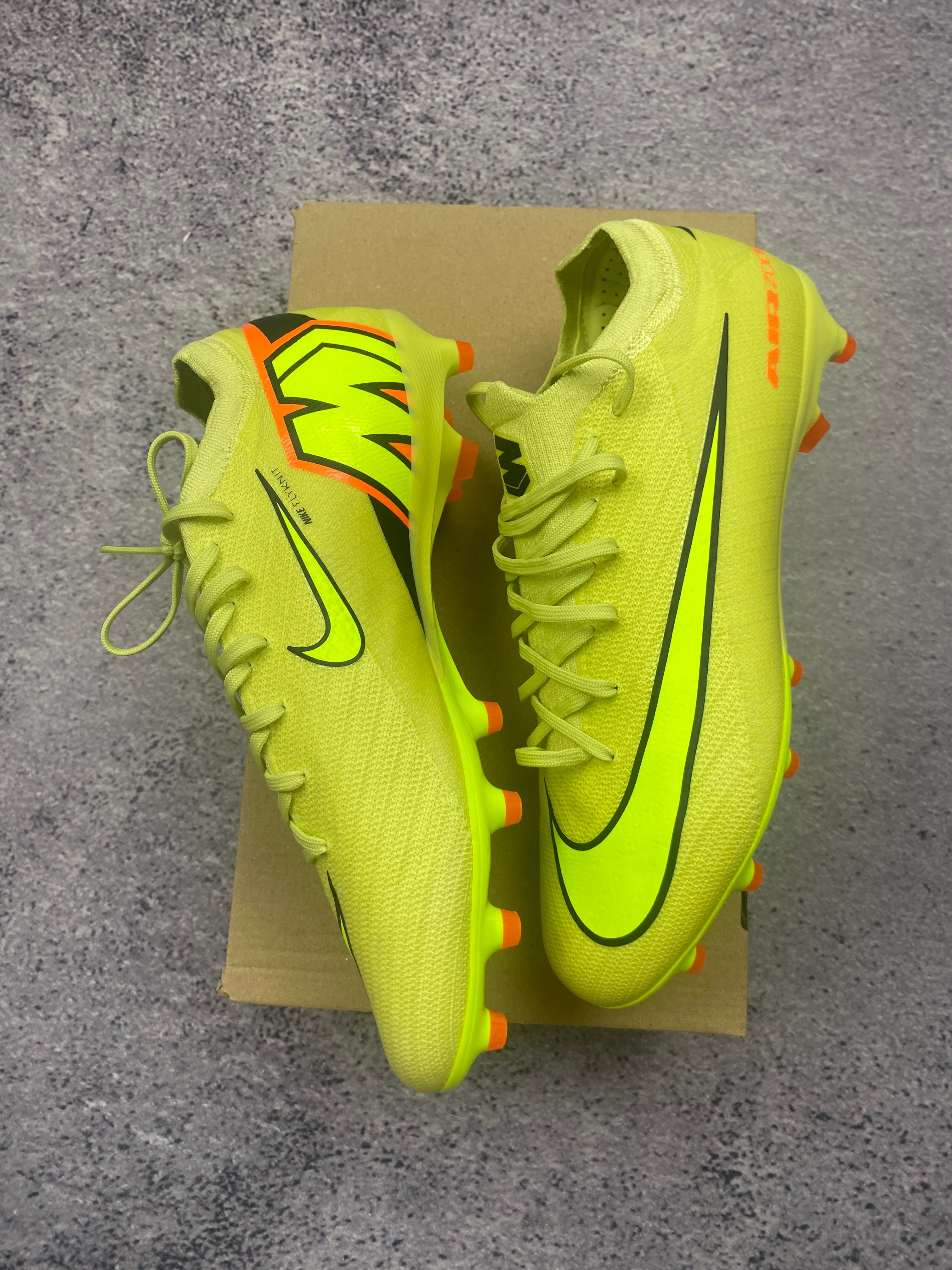 Nike Mercurial Vapor 15 Academy FG/MG Volt Football Boots Korki Piłkarskie 42.5