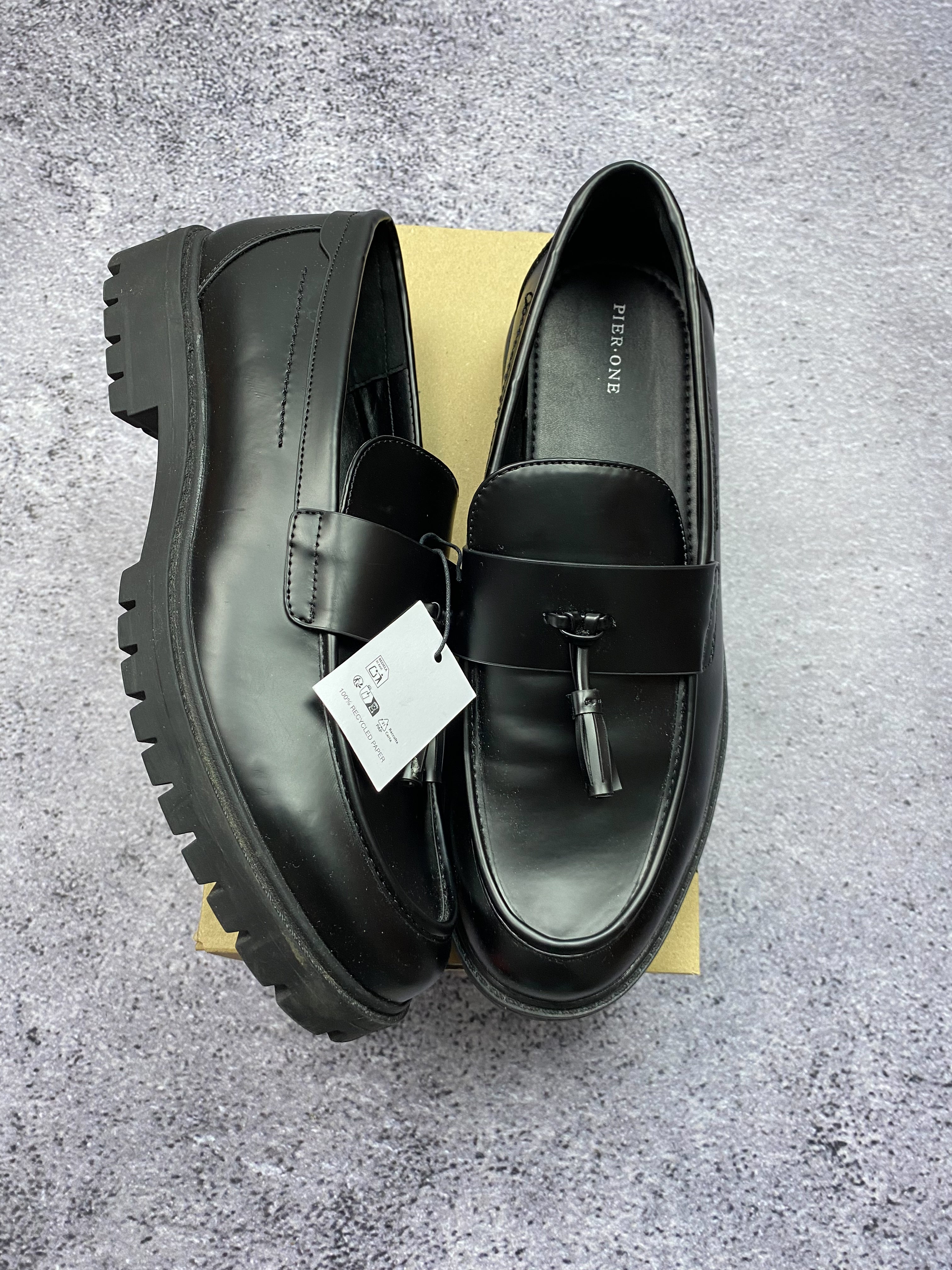 Pier One Loafers Tassel 45 – elegant black loafers