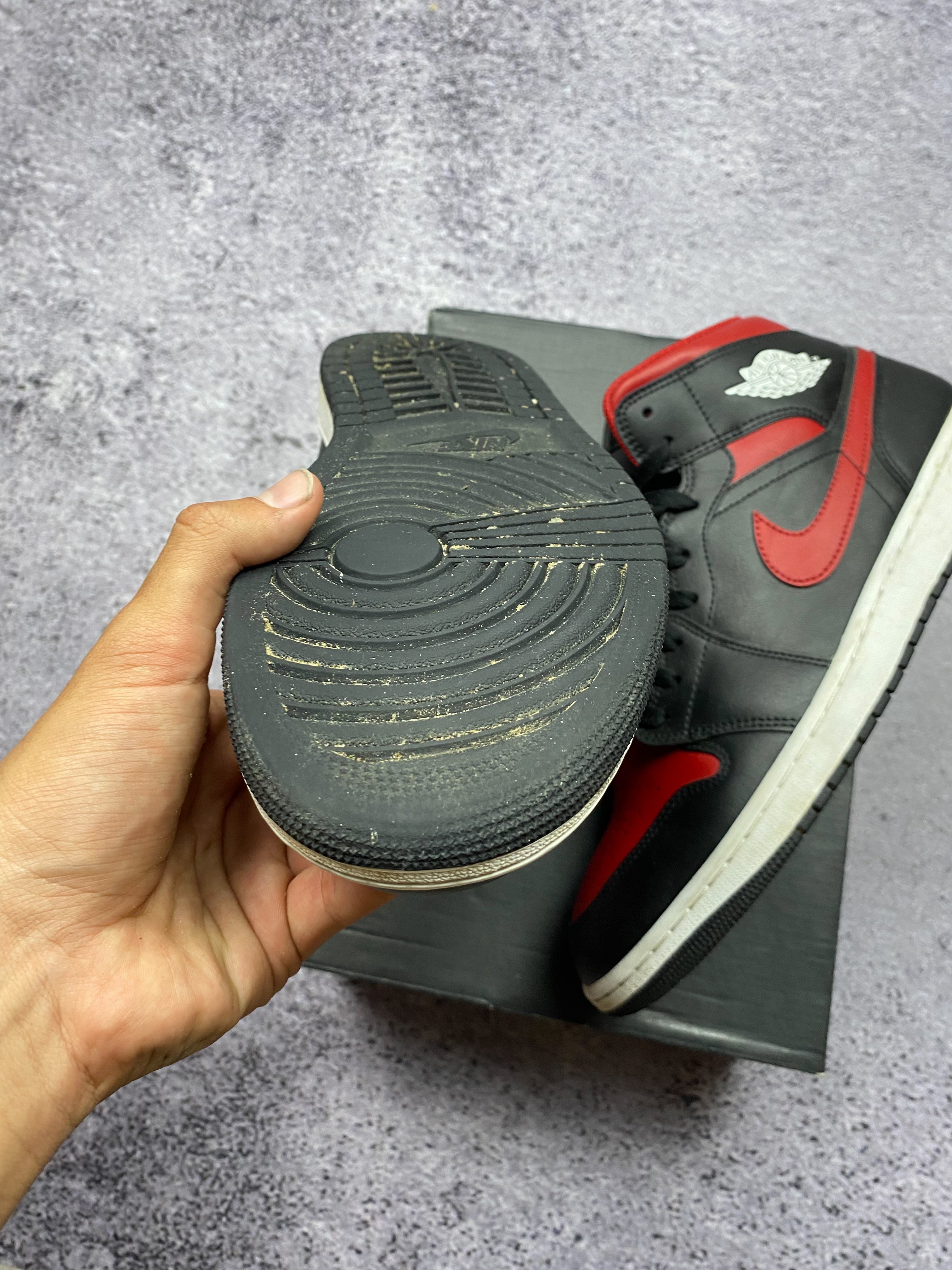 Nike Air Jordan 1 Mid Black Red 45.5 – leather sneakers