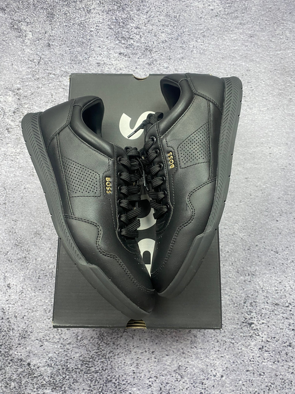 Hugo Boss Black Leather Lifestyle Sneakers Premium Designer Casual Shoes EU 40 New