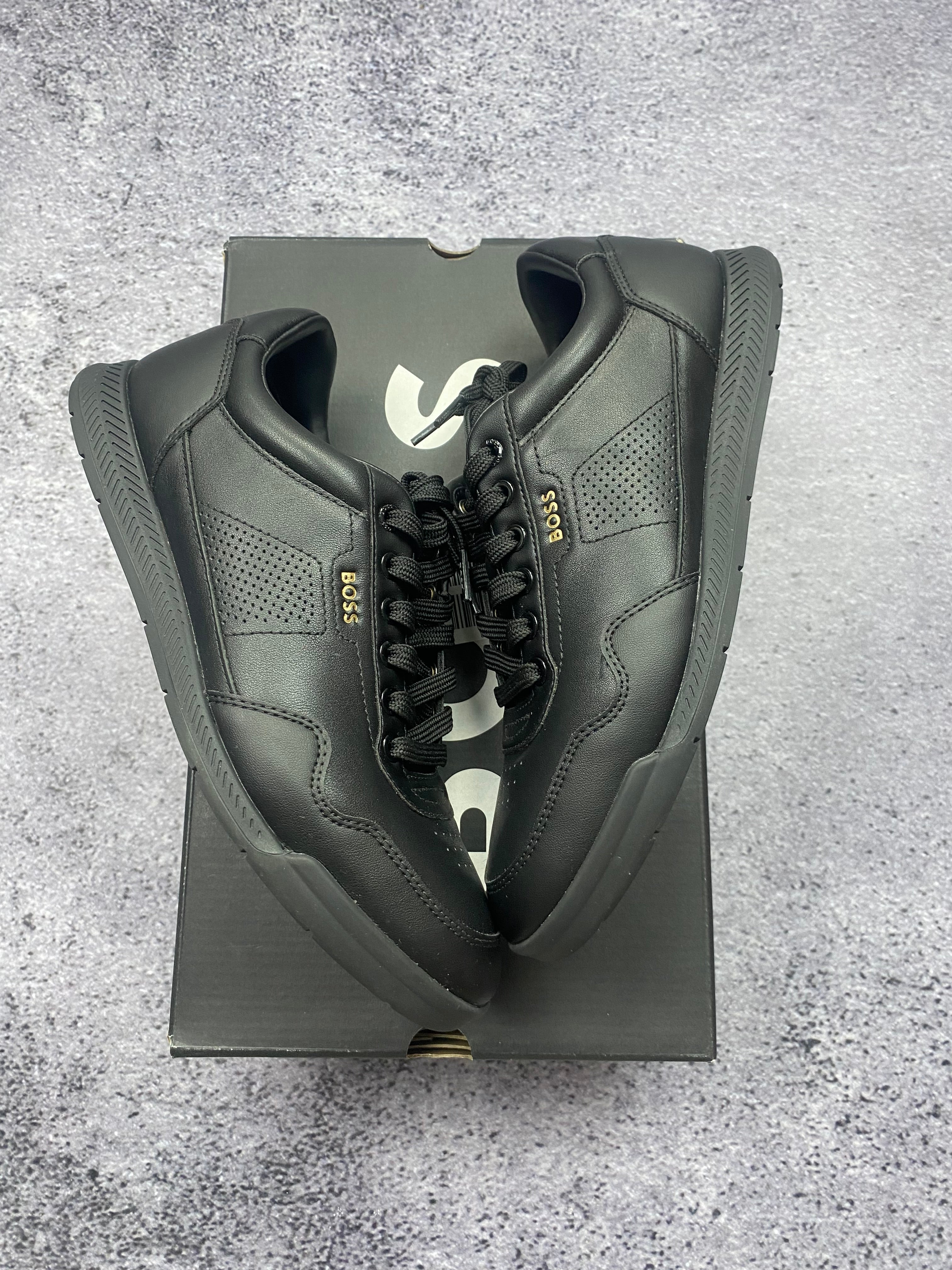 Hugo Boss Black Leather Lifestyle Sneakers Premium Designer Casual Shoes EU 40 New