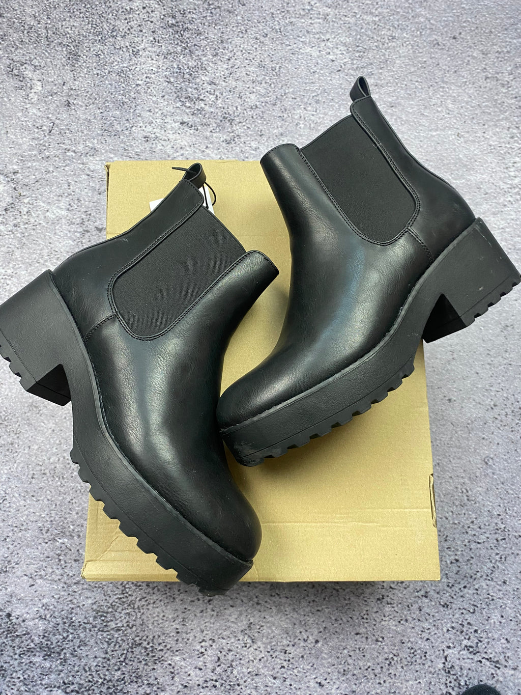 Black Chelsea boots on a platform, size 41