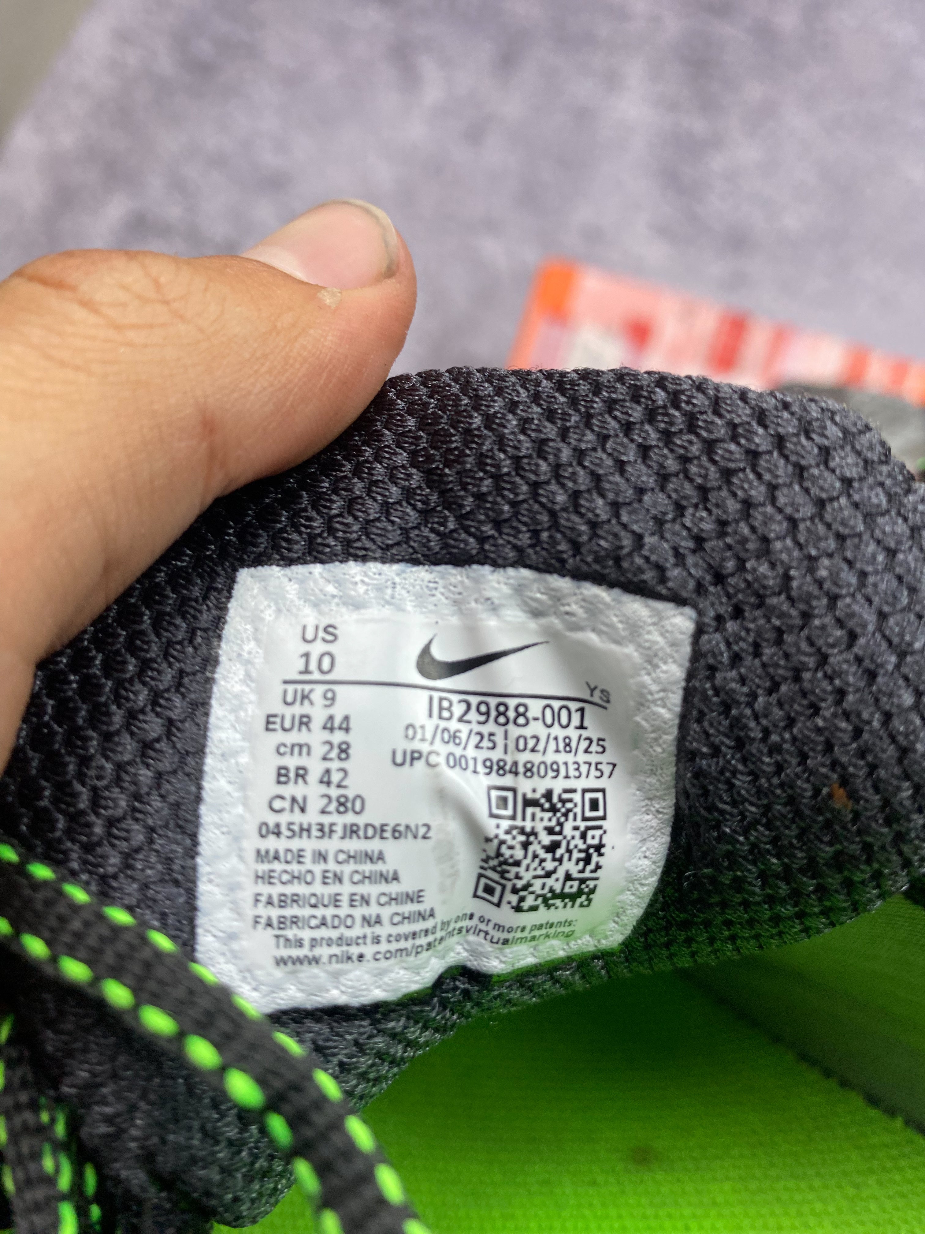 Nike Zoom Vomero Roam 44 – sneakersy trailowe szaro-zielone