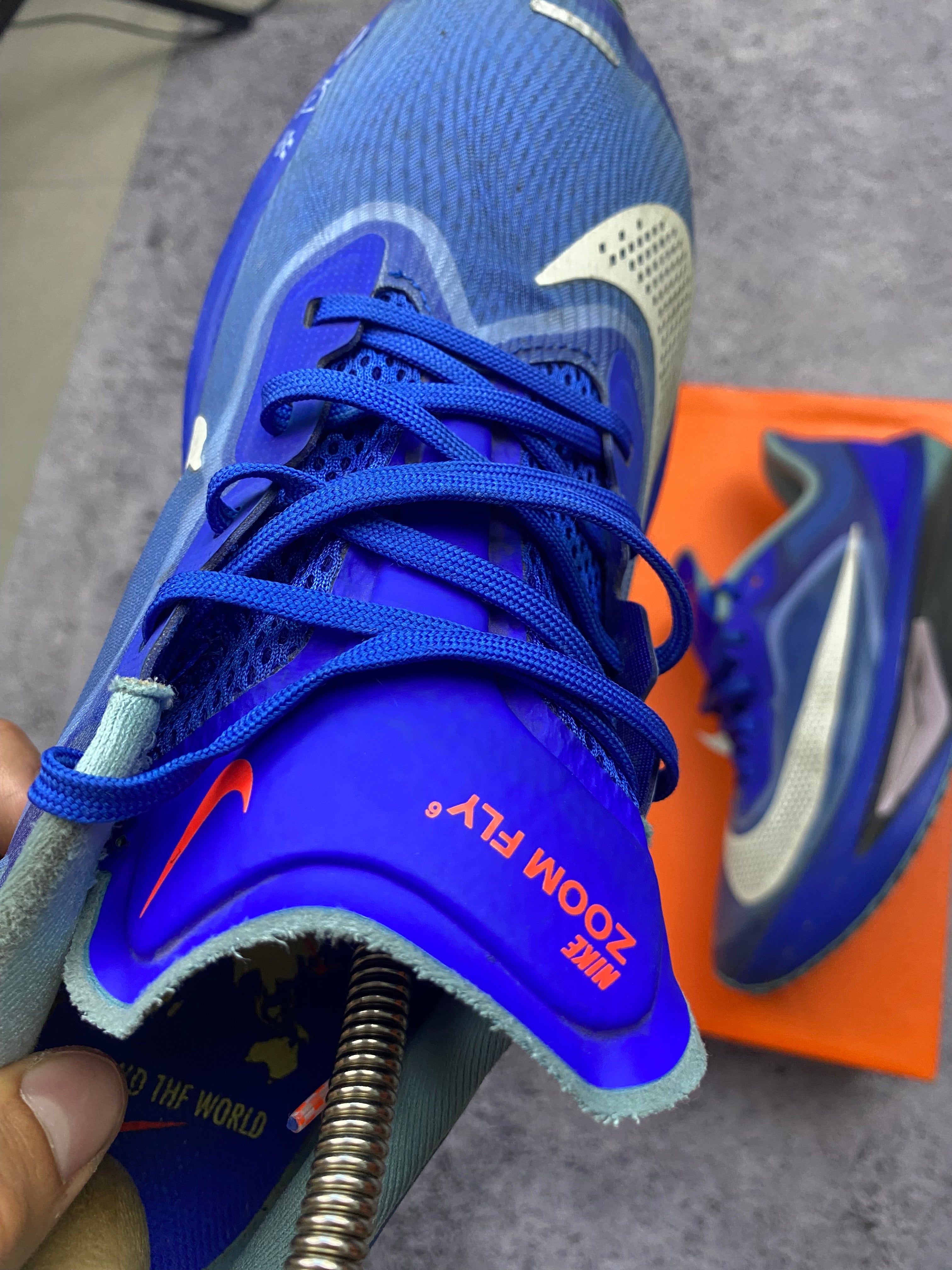 Nike ZoomX Invincible Run Flyknit niebieskie r. 41
