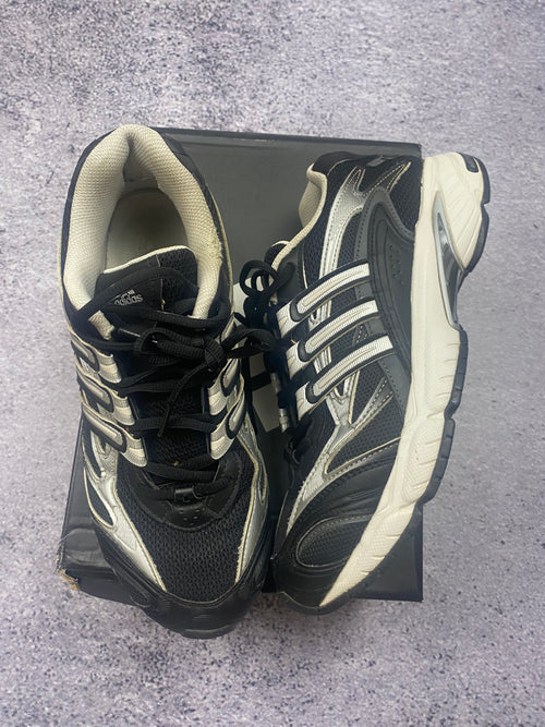 Adidas Response CL – sneakersy retro r. 42 2/3