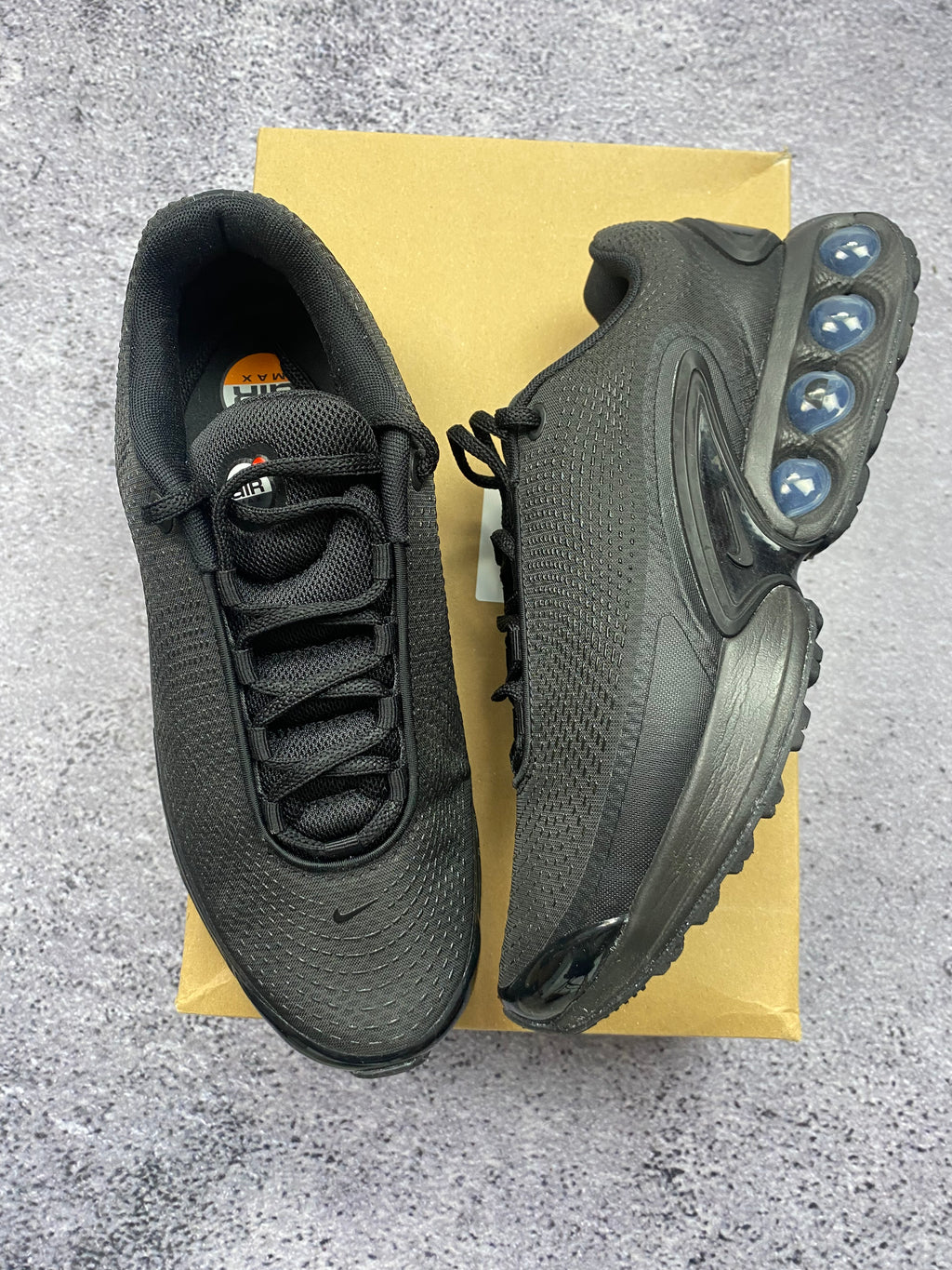 Nike Air Max Dn Triple Black – lifestyle sneakers size 42