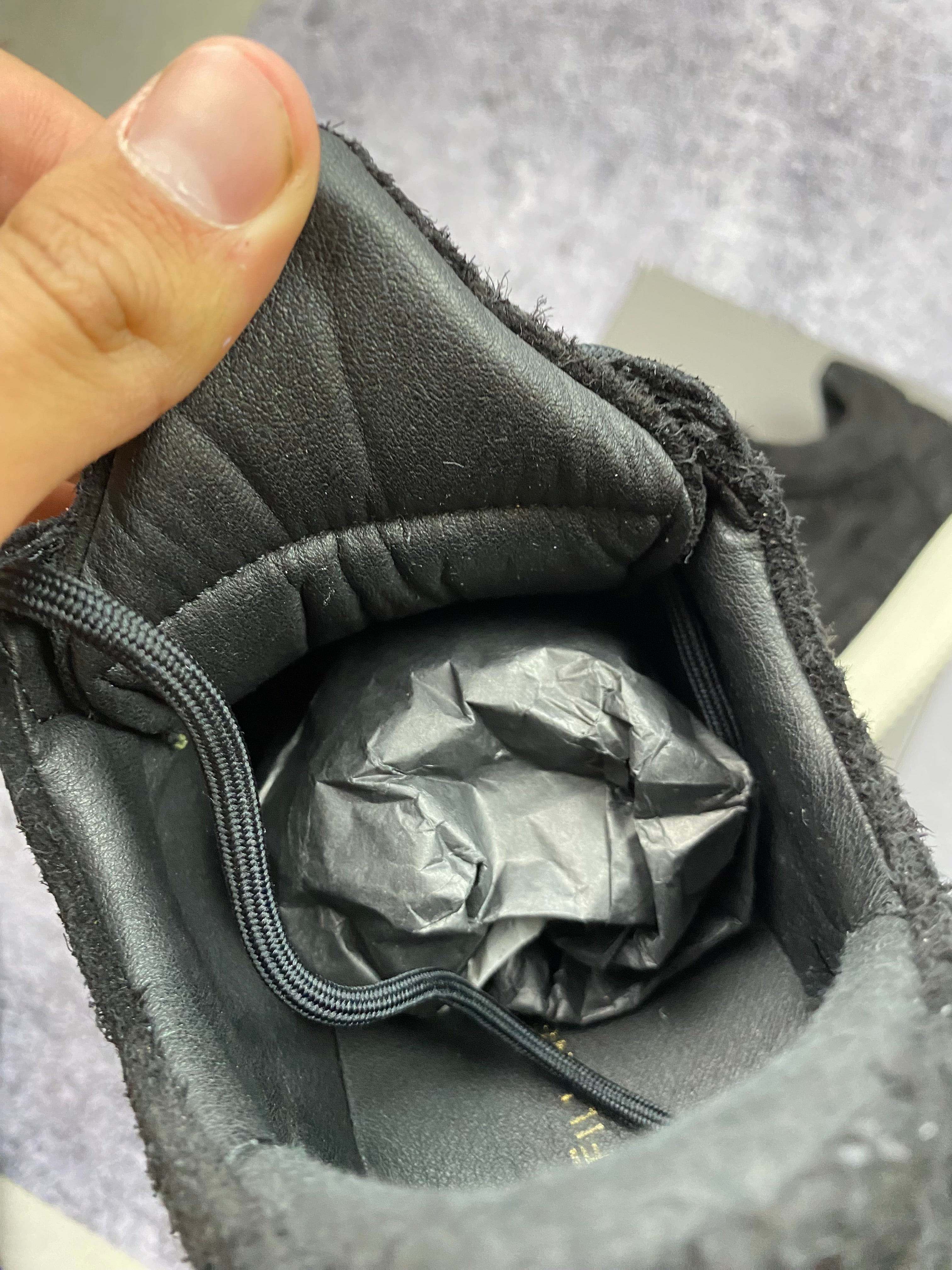 Filling Pieces Low Top Fuzz Black - premium leather sneakers size 42