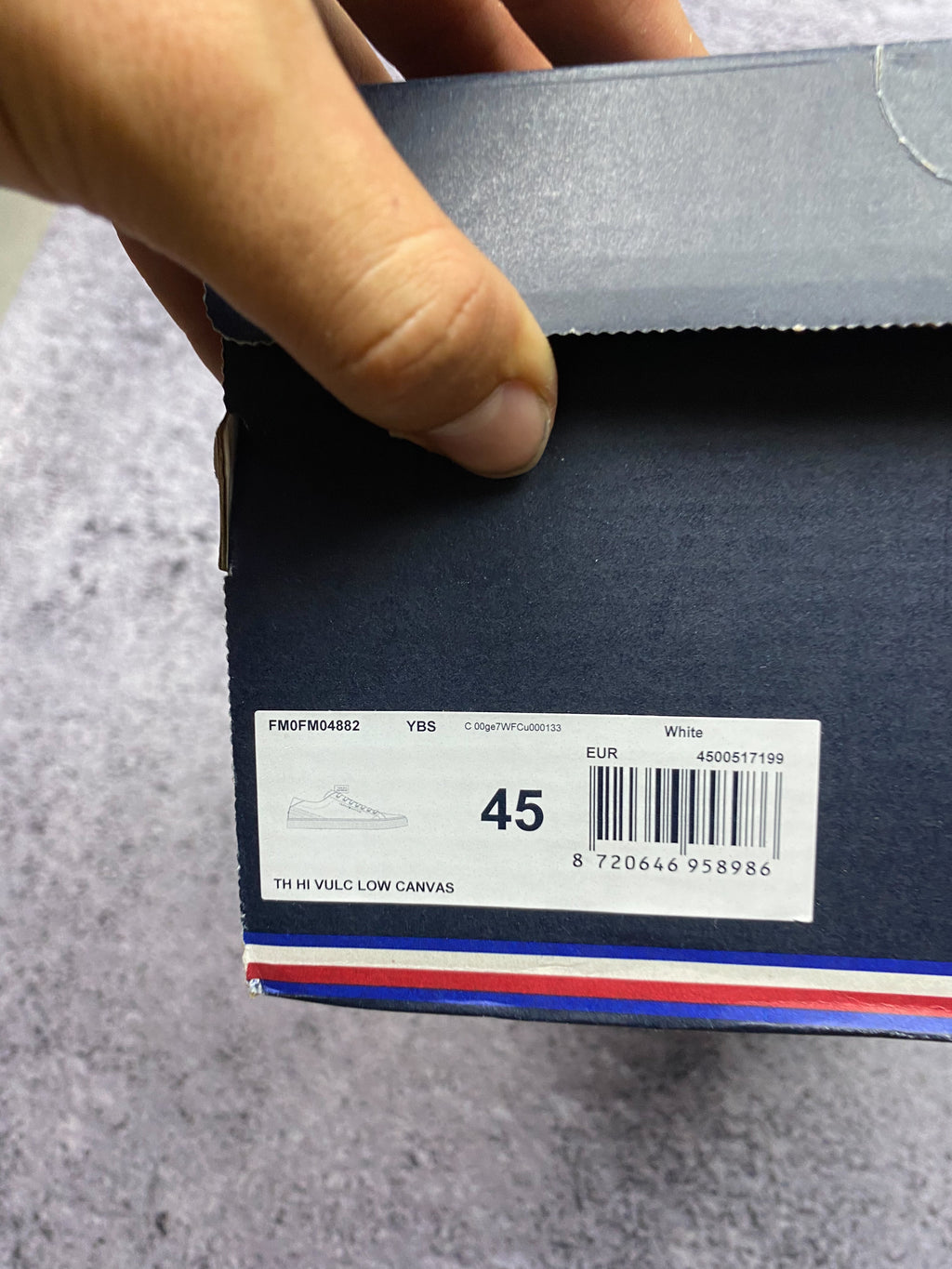Tommy Hilfiger White Trainers Sneakers 45 – Canvas Casual