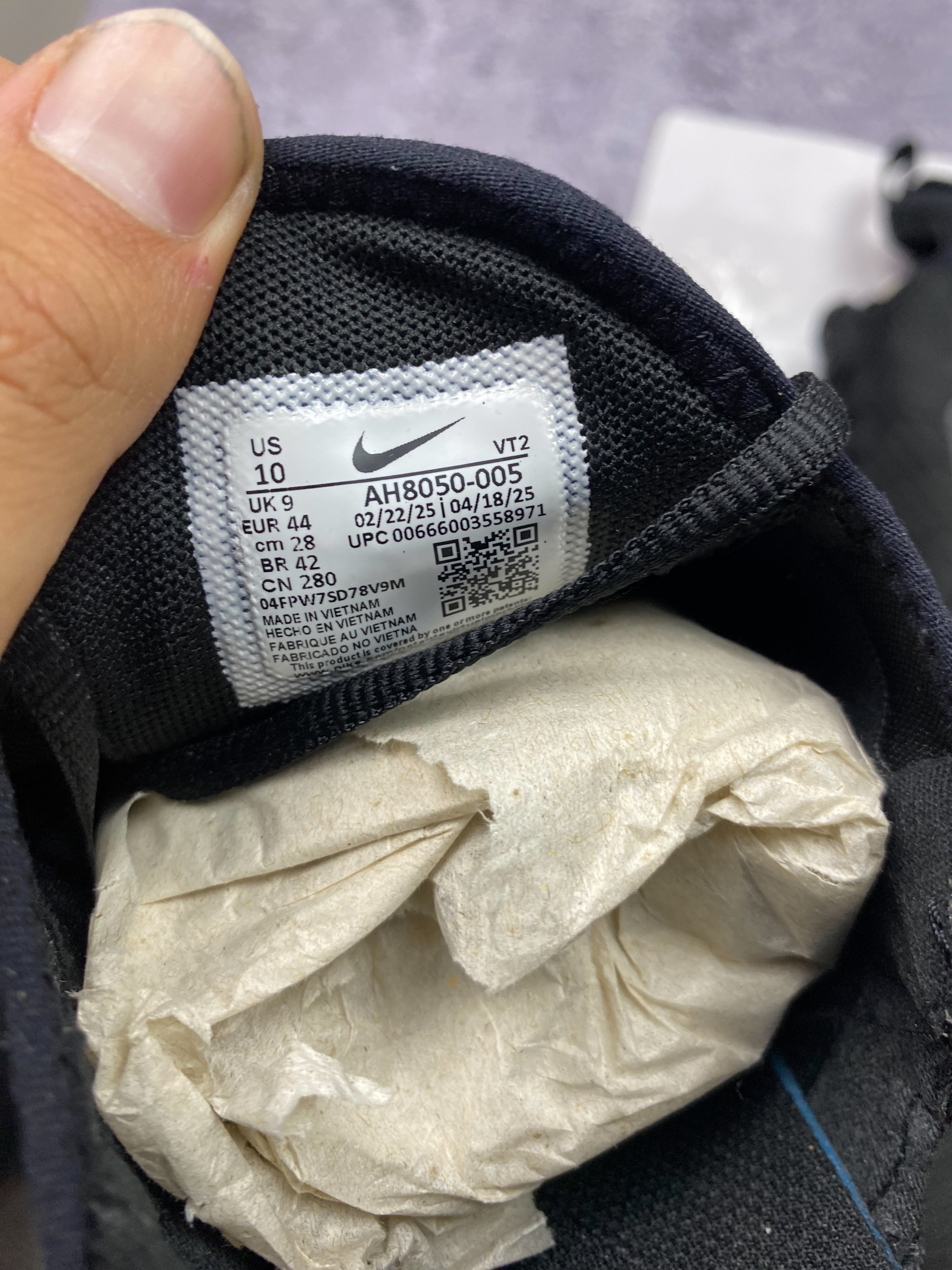 Nike Air Max 270 Triple Black Lifestyle Sneakers 44