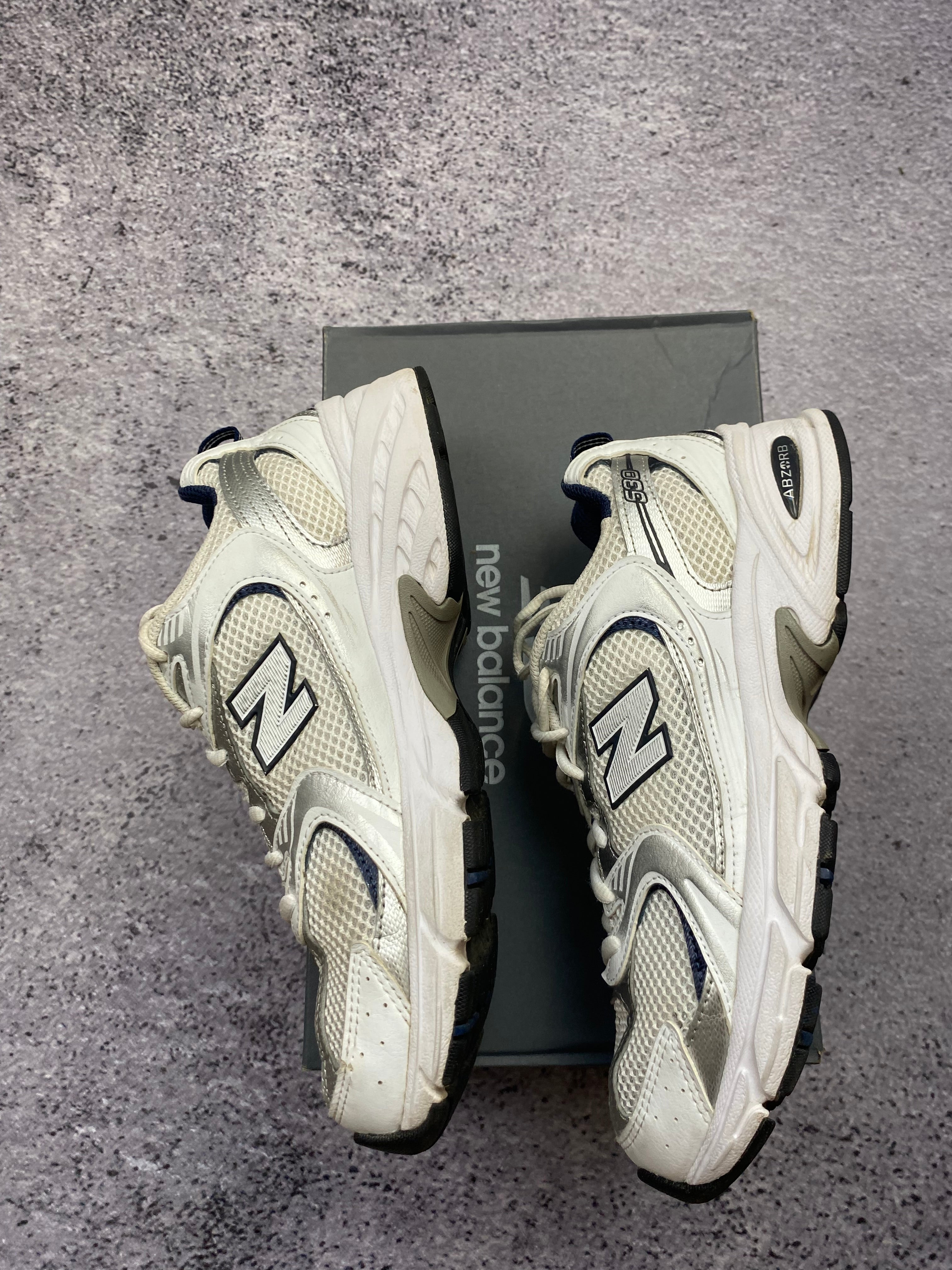 New Balance 530 białe sneakersy sportowe r. 40
