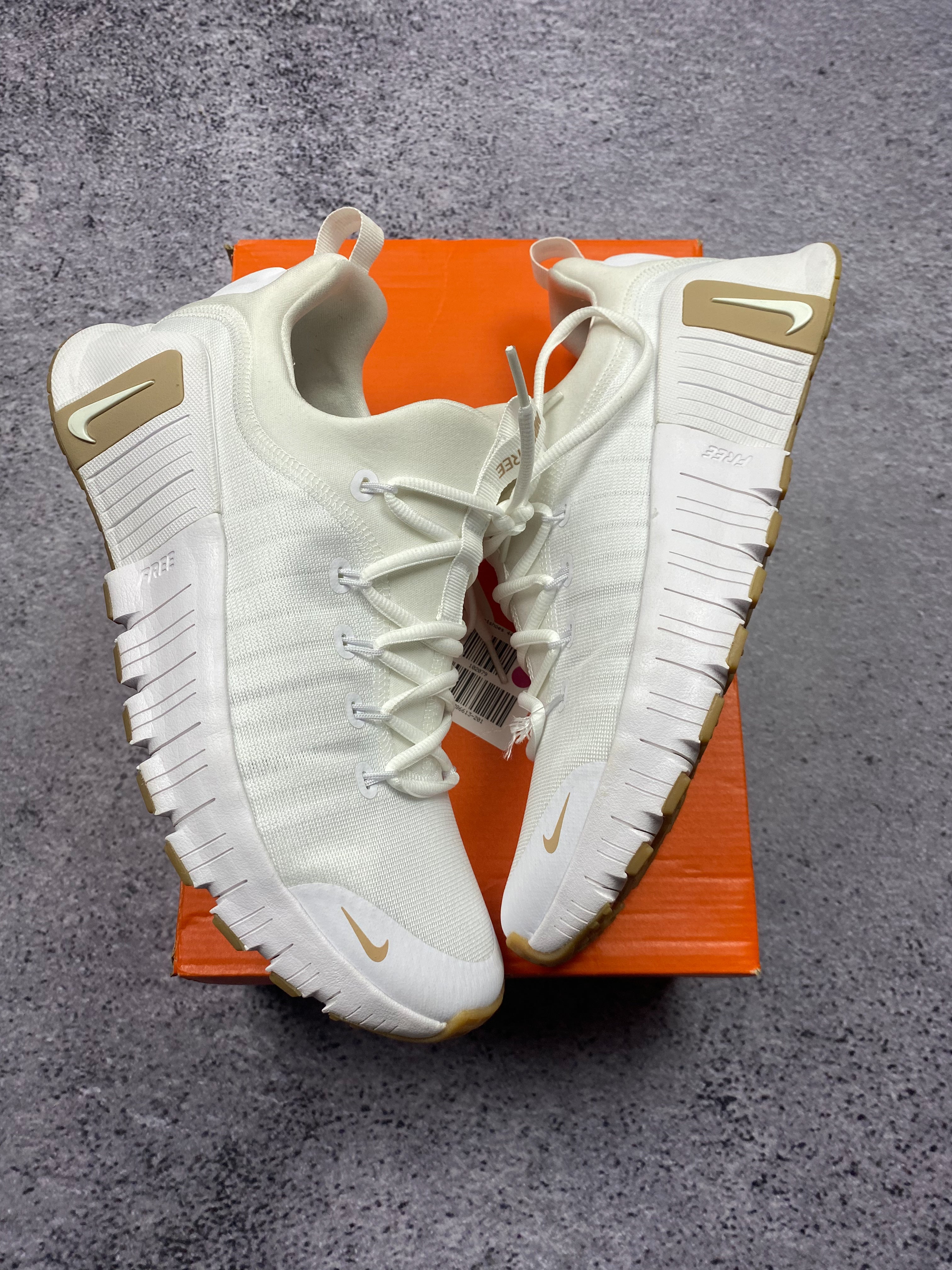 Nike Free RN Flyknit Triple White Running Lifestyle Sneakers 44