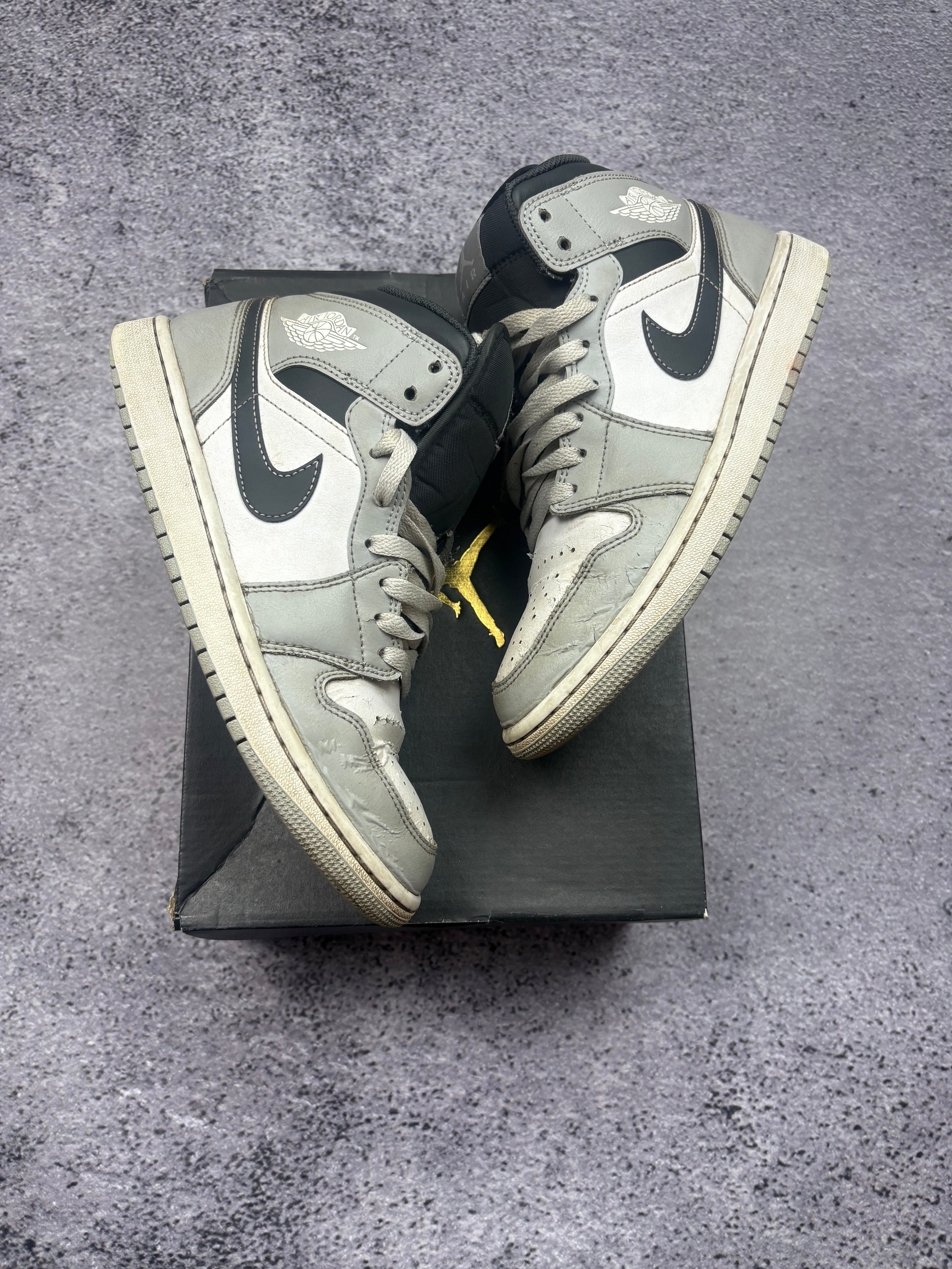 Nike Air Jordan 1 Mid Light Smoke Grey White Anthracite High Top Sneakers EU 40.5