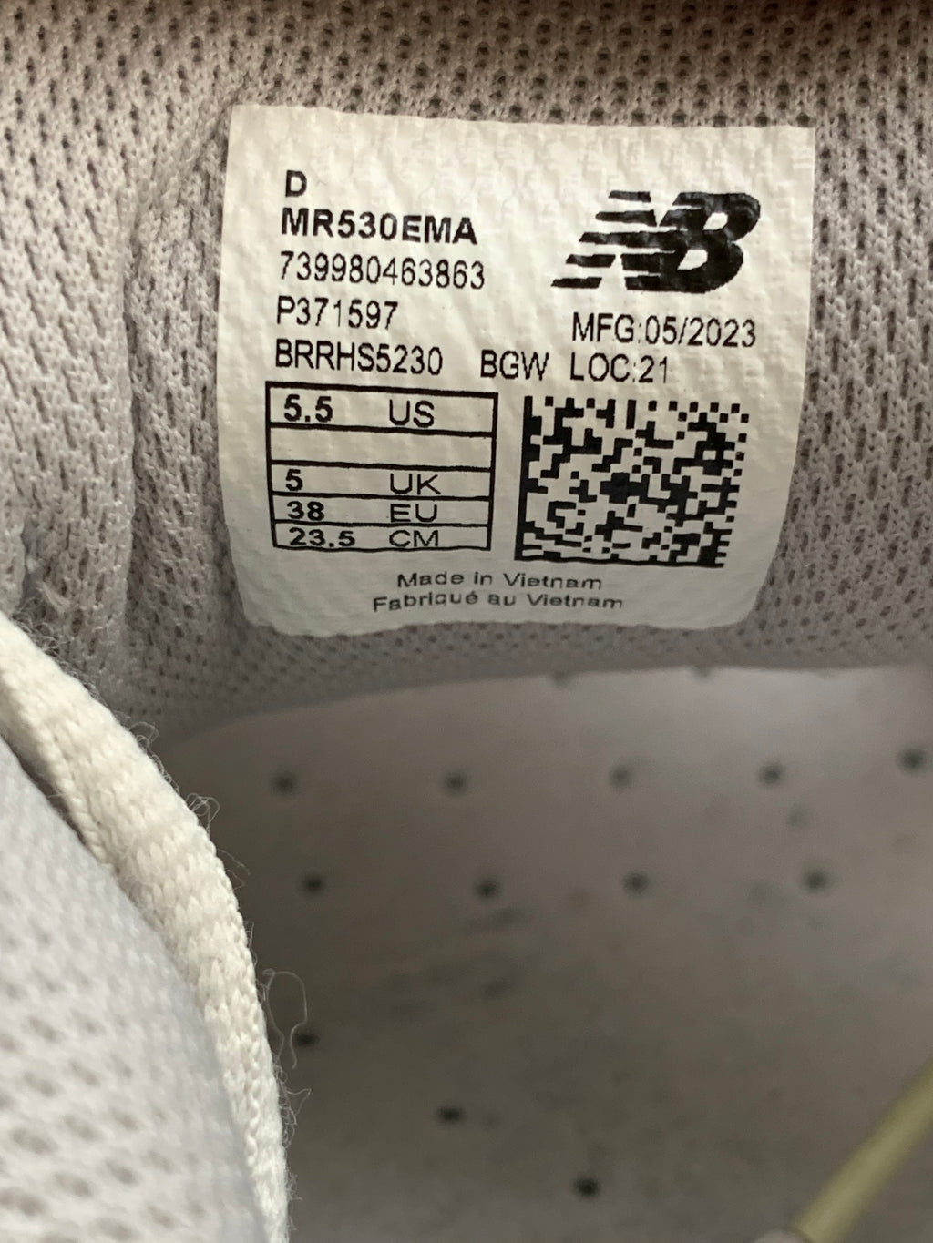 New Balance 530 MR530EMA Silver White Sneakersy Running Y2K r. 38 stan idealny