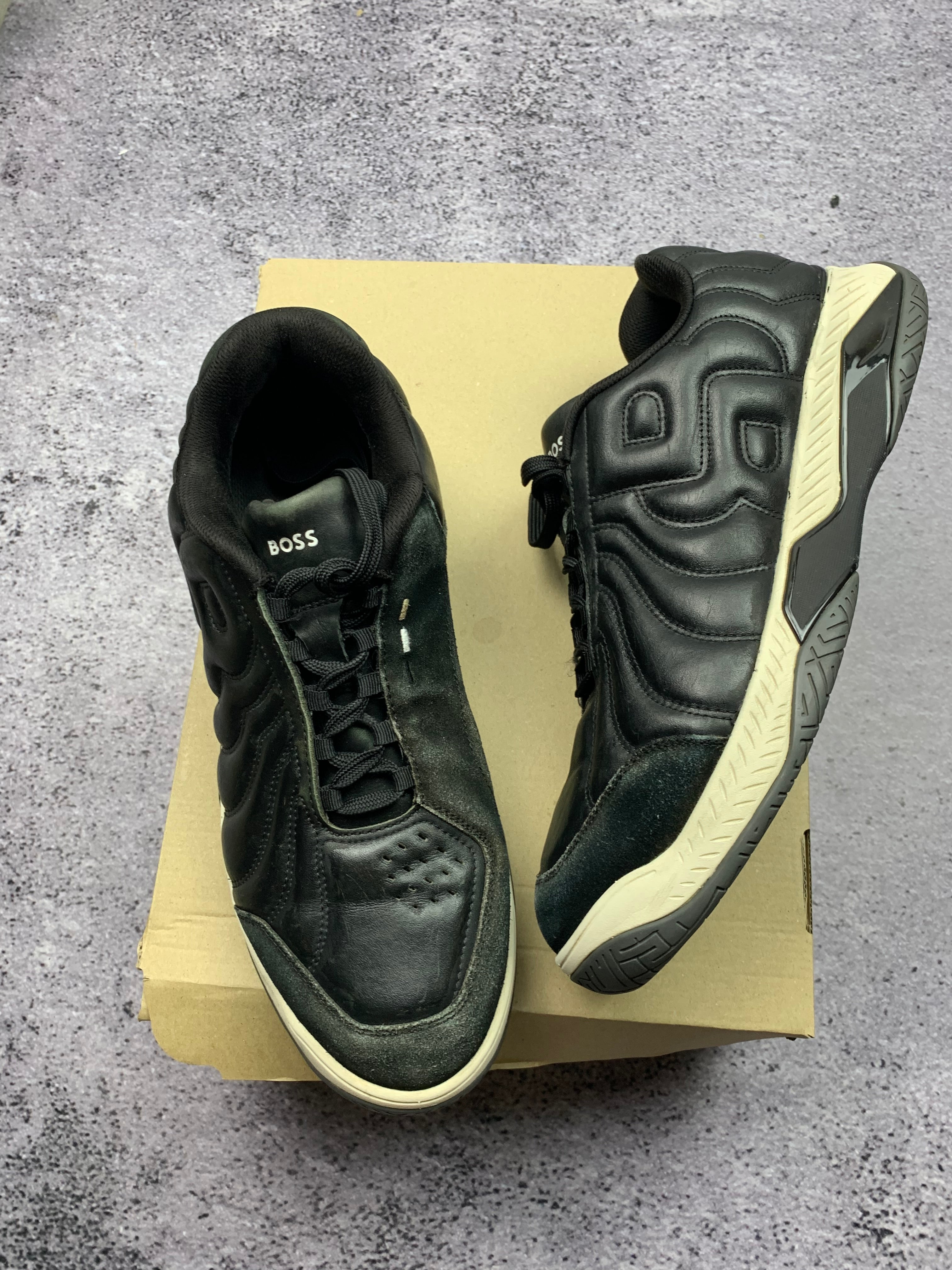 HUGO BOSS – skórzane sneakersy high-top r. 45
