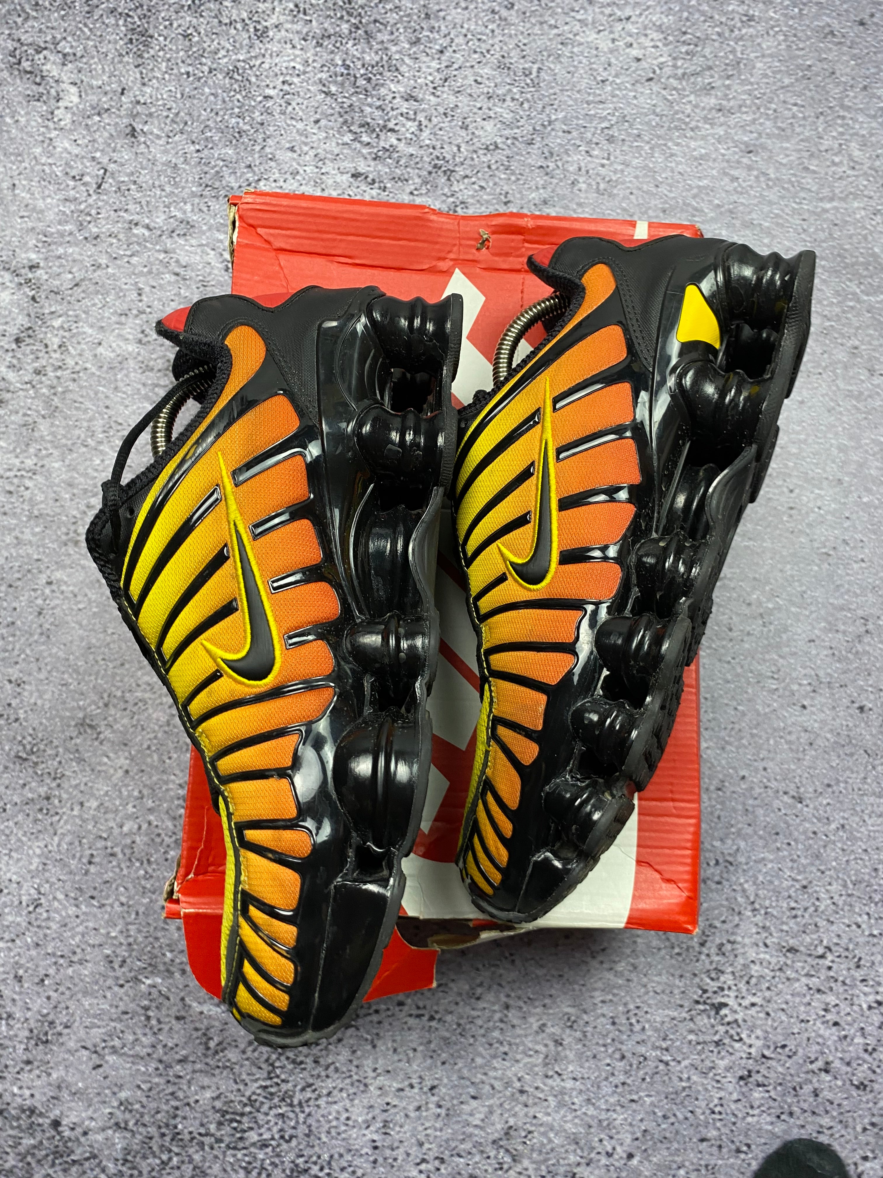 Nike Shox TL Black Orange Gradient Running Sneakers 44