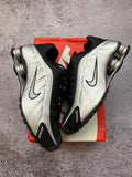 Nike Shox R4 Metallic Silver – sneakersy lifestyle r. 44,5