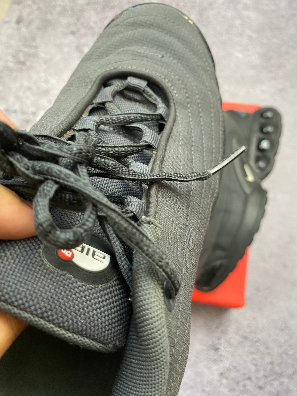 Nike Air Max Dn czarne sneakersy sportowe r. 40.5