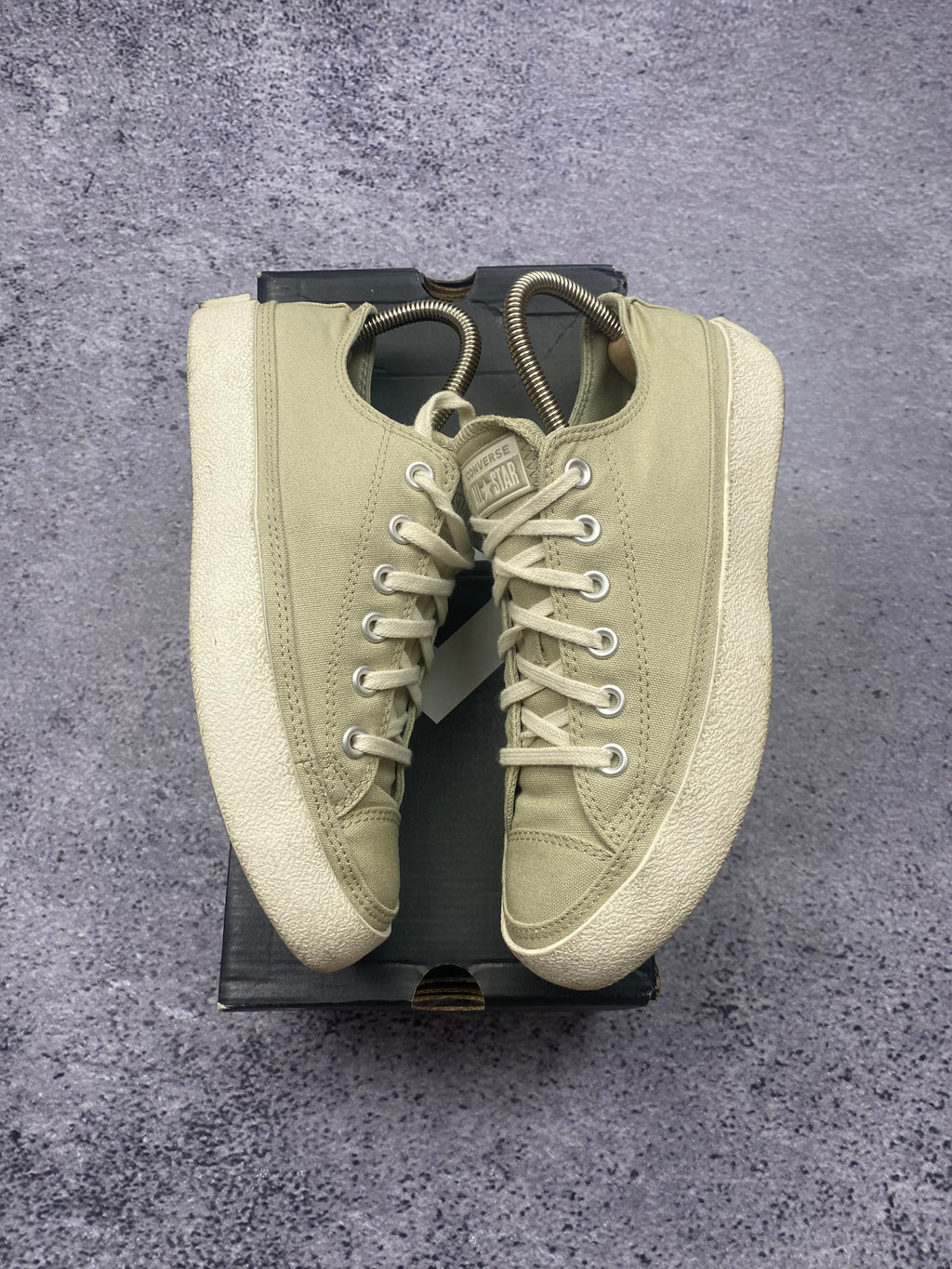 Converse Chuck Taylor All Star Move beige platform sneakers size 40