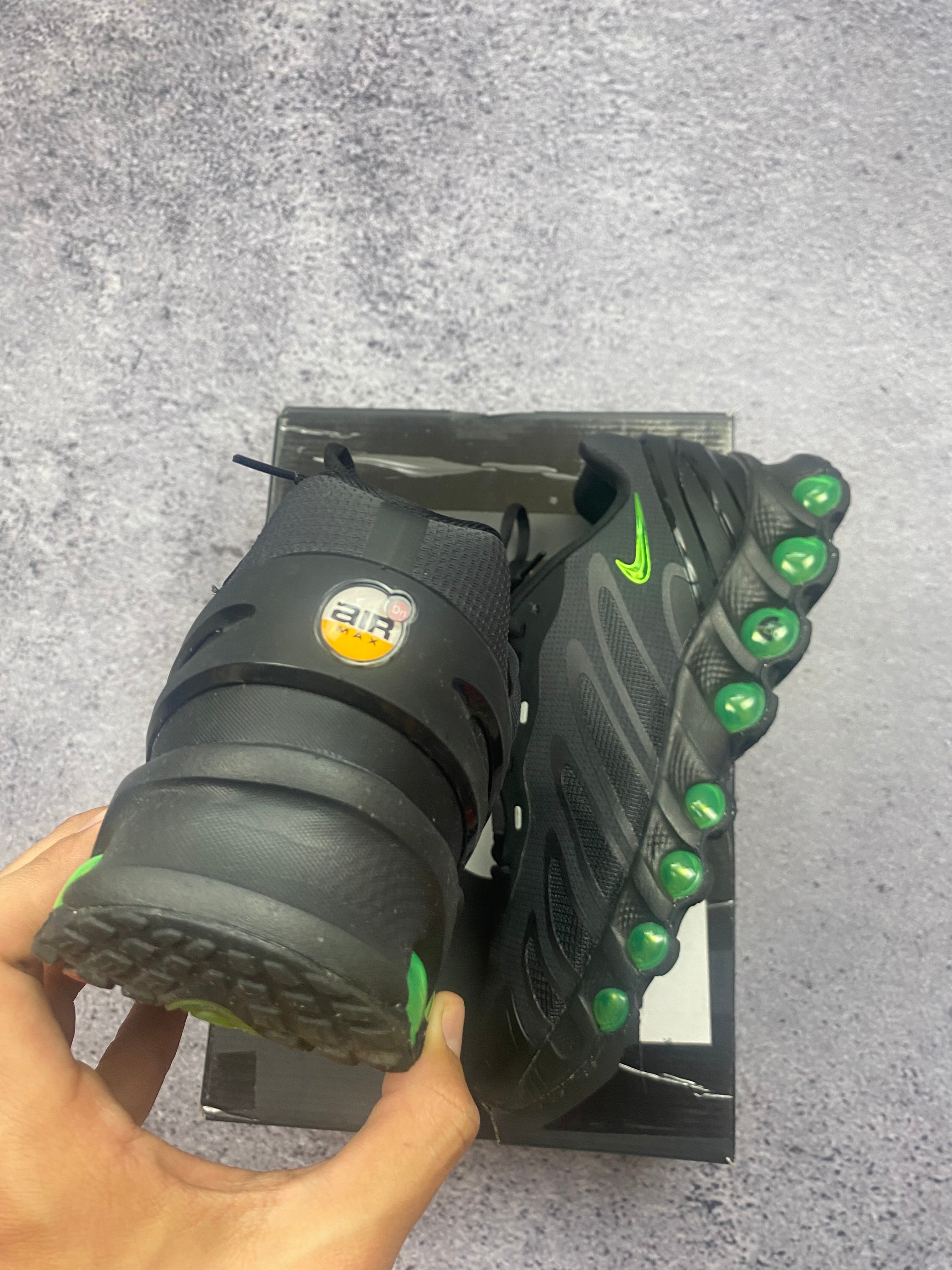 Nike Air Max Dn Black Green – sneakersy r. 42