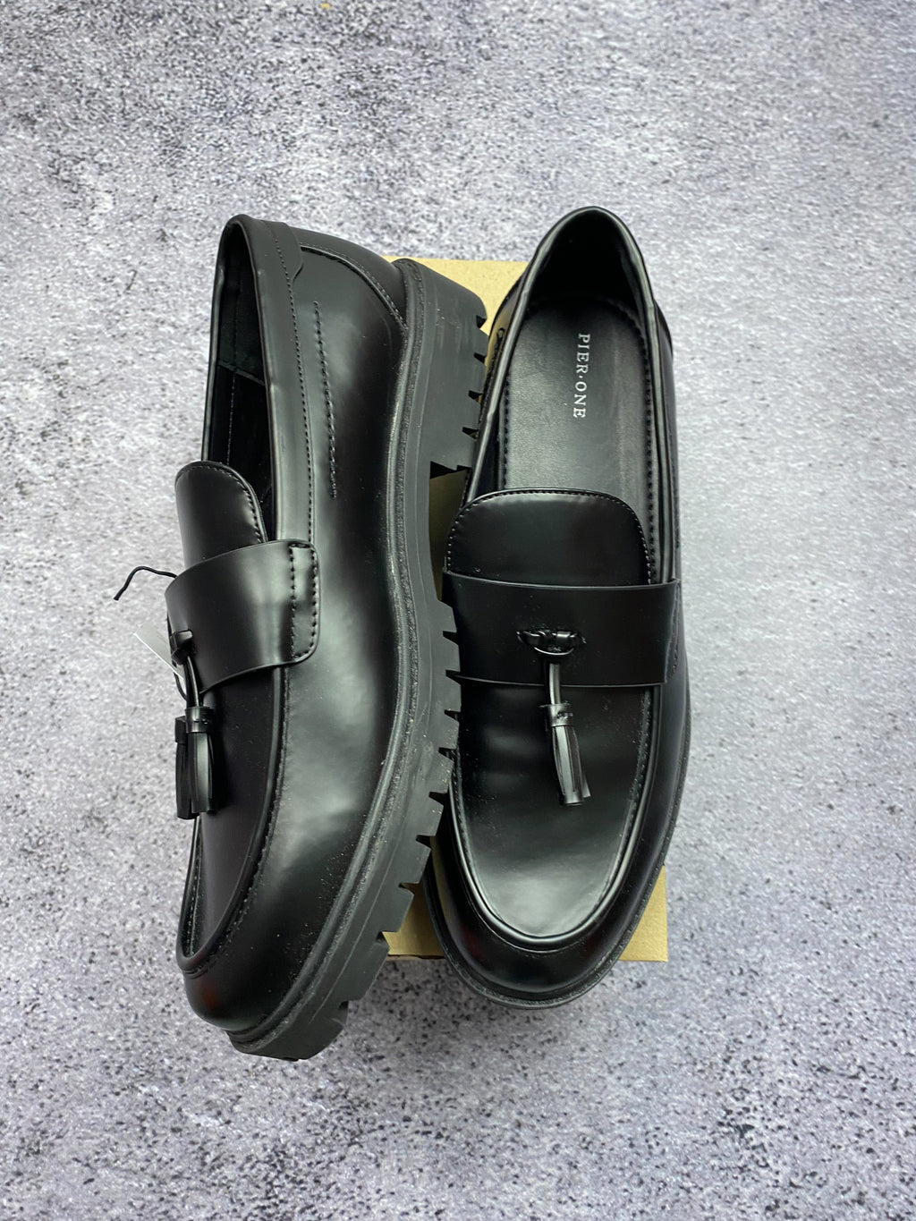 Pier One Loafers Tassel 45 – elegant black loafers